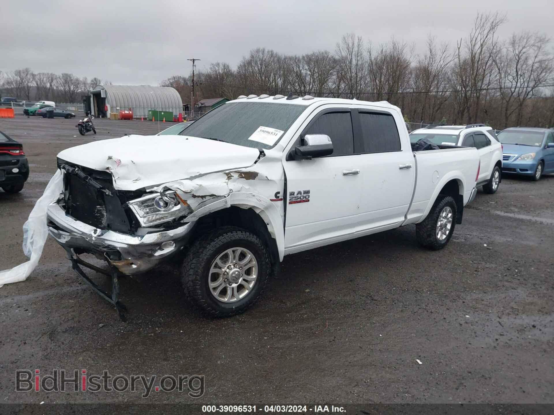 2017 RAM 2500 - VIN: 3C6UR5FL9HG748105 - Фото 2