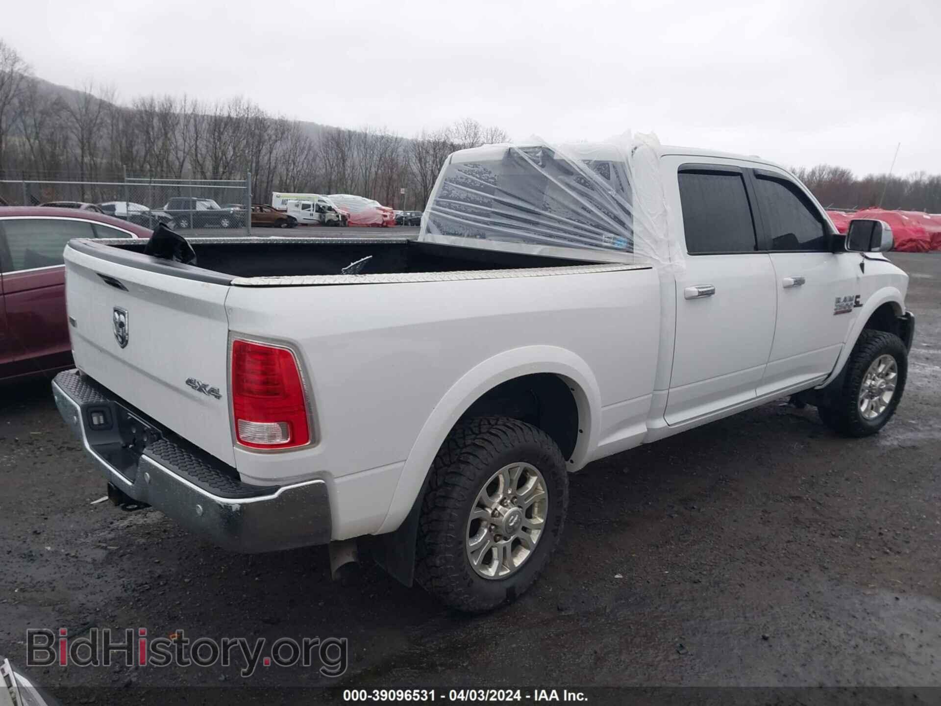 2017 RAM 2500 - VIN: 3C6UR5FL9HG748105 - Фото 4