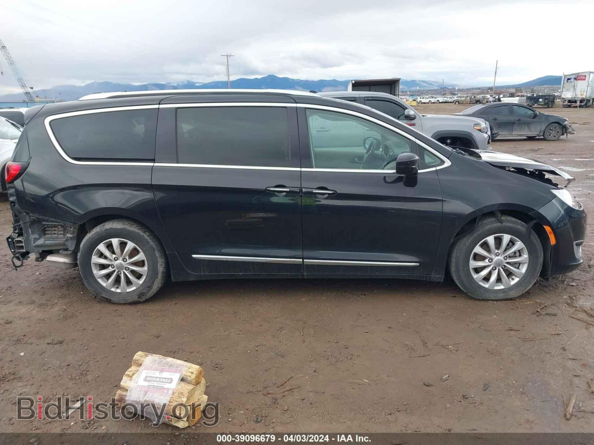 2018 CHRYSLER PACIFICA - VIN: 2C4RC1BG3JR120638 - Фото 14