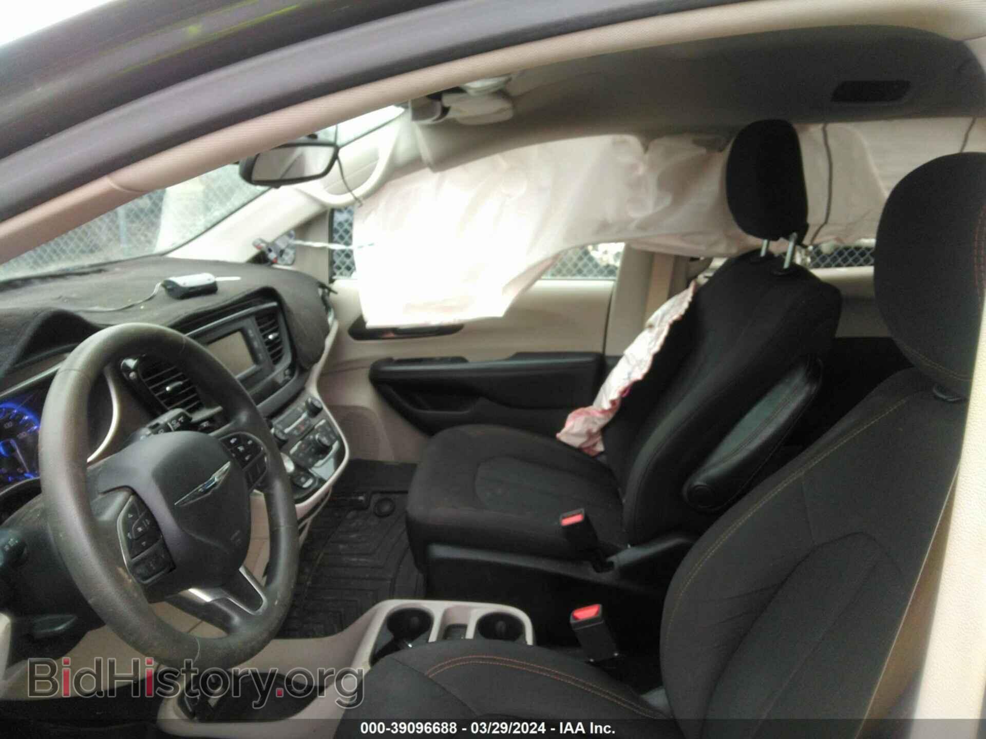2017 CHRYSLER PACIFICA - VIN: 2C4RC1DG2HR711826 - Photo 5