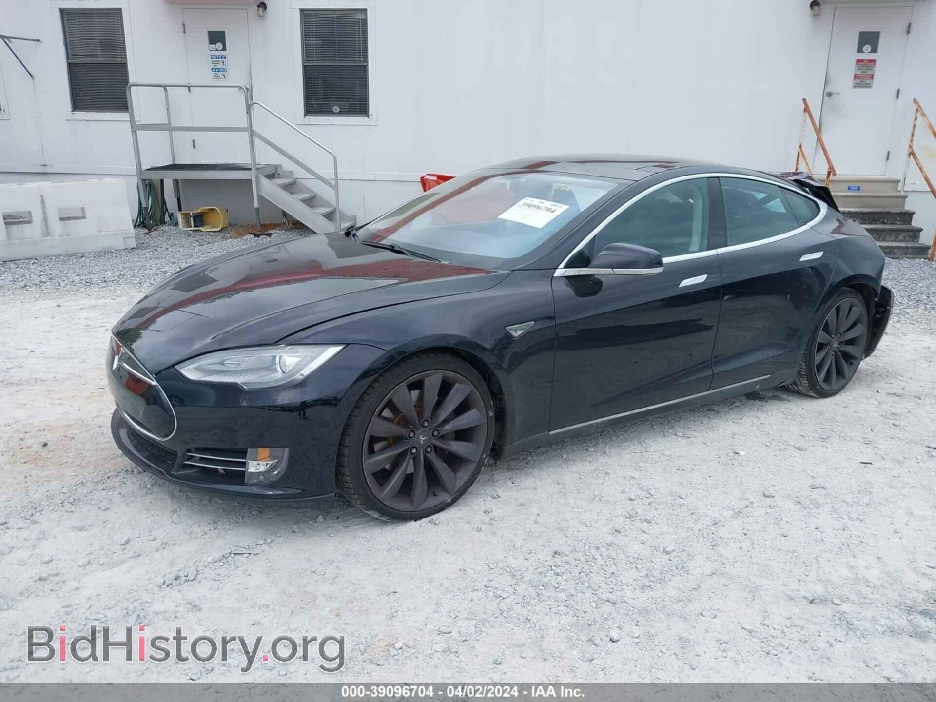 2013 TESLA MODEL S - VIN: 5YJSA1DP6DFP05458 - Фото 2