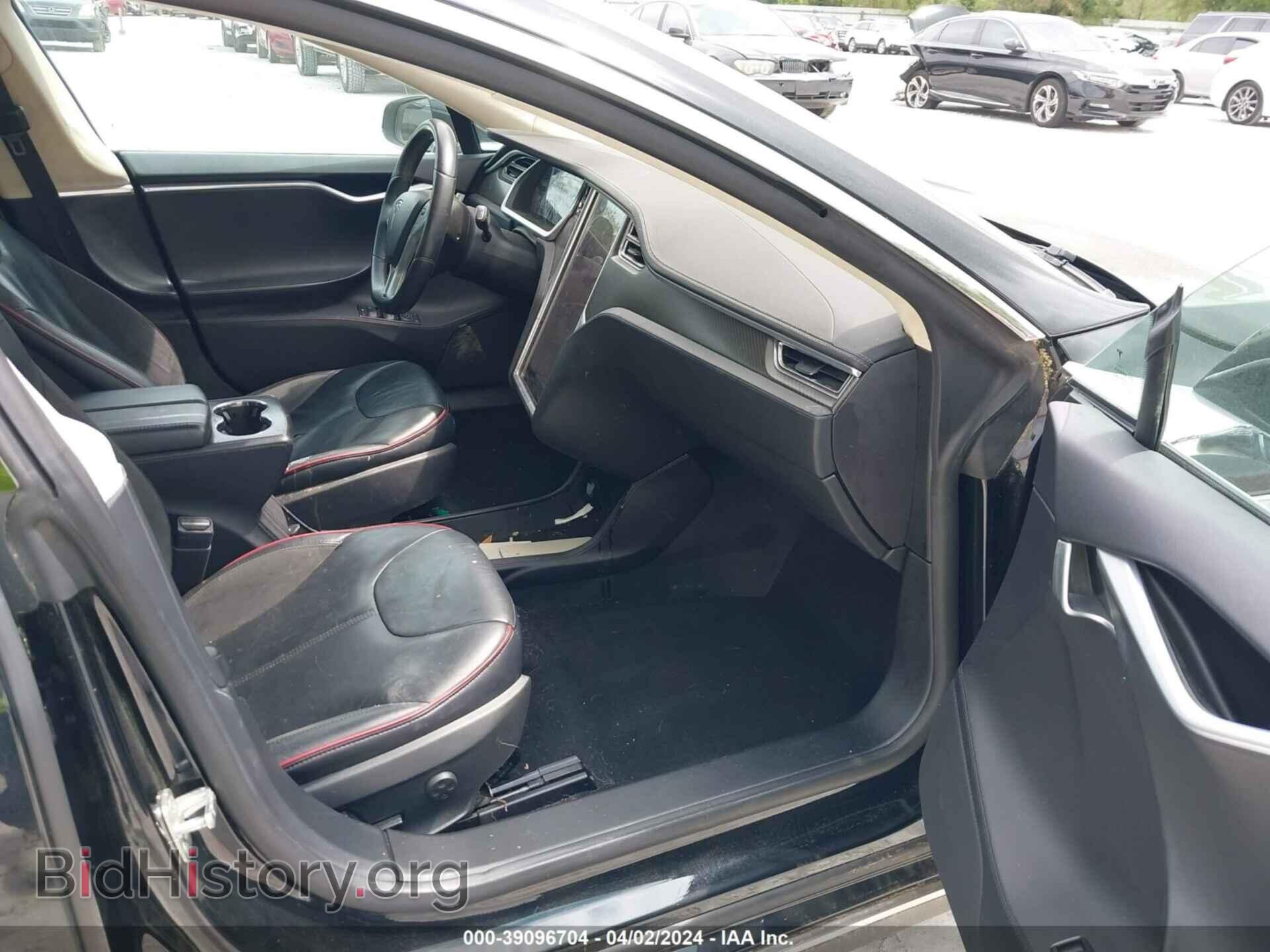 2013 TESLA MODEL S - VIN: 5YJSA1DP6DFP05458 - Фото 5
