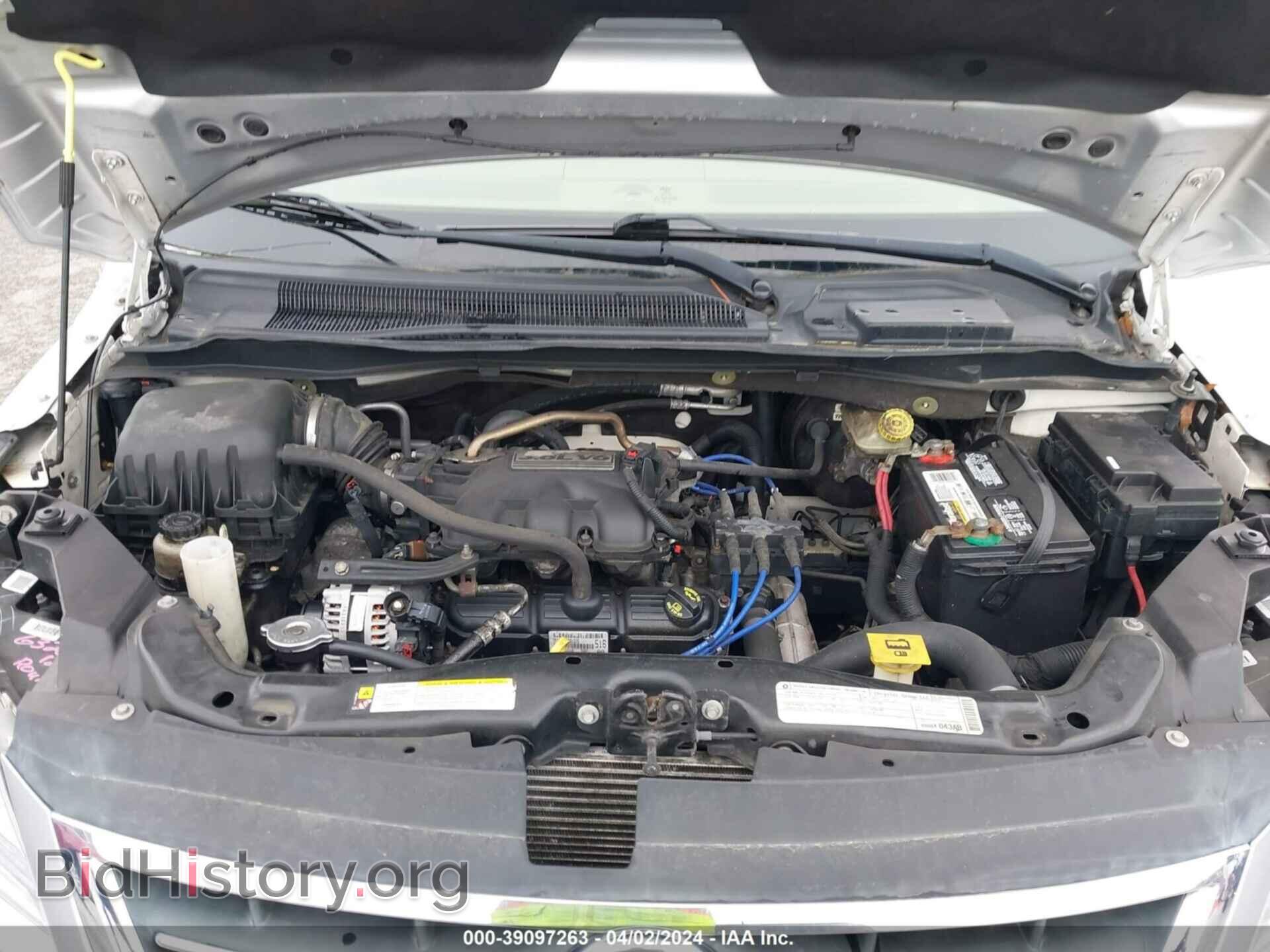 2010 VOLKSWAGEN ROUTAN - VIN: 2V4RW3D17AR242548 - Фото 10