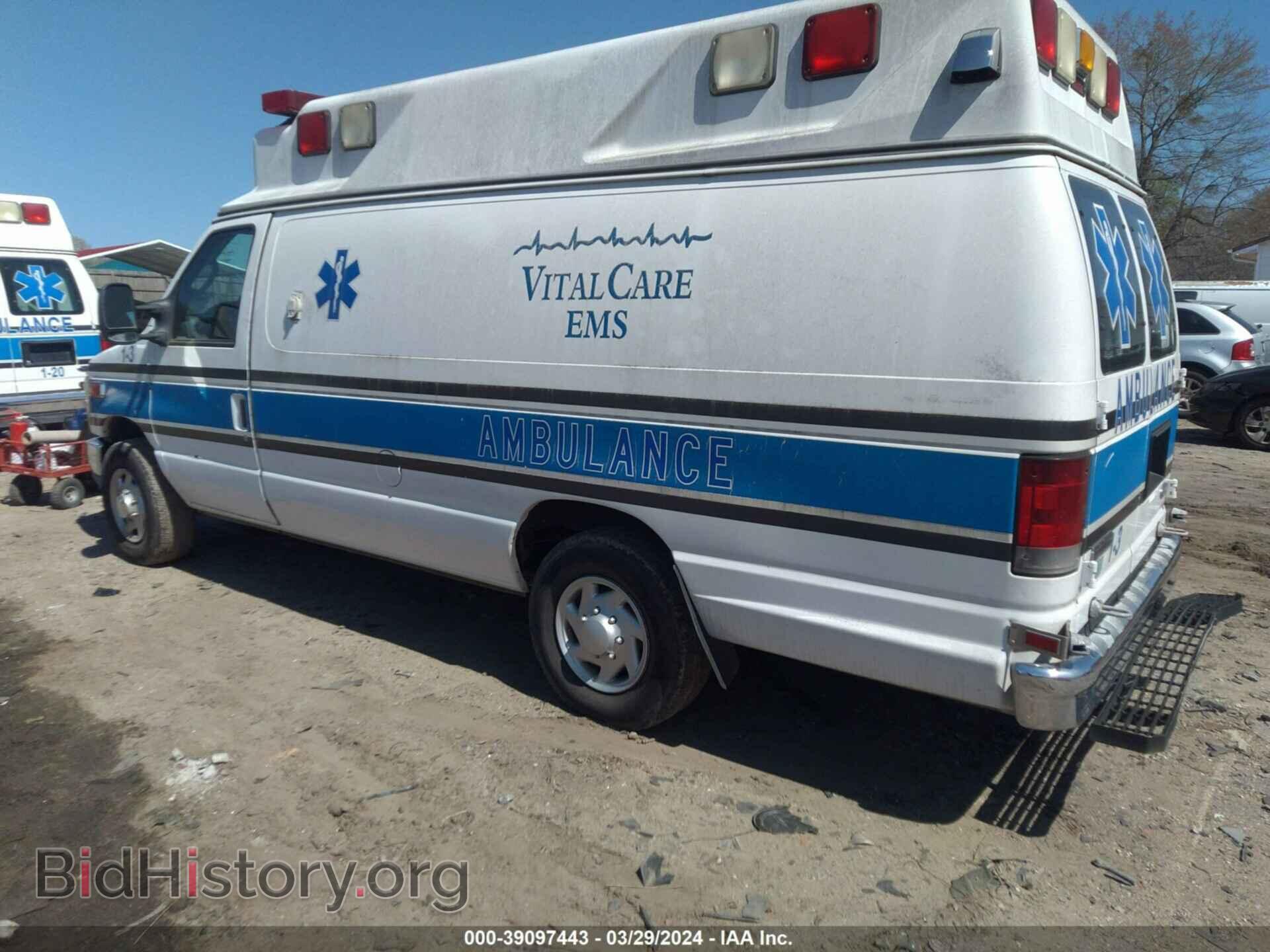 2010 FORD ECONOLINE - VIN: 1FDSS3ES3ADA75666 - Фото 3