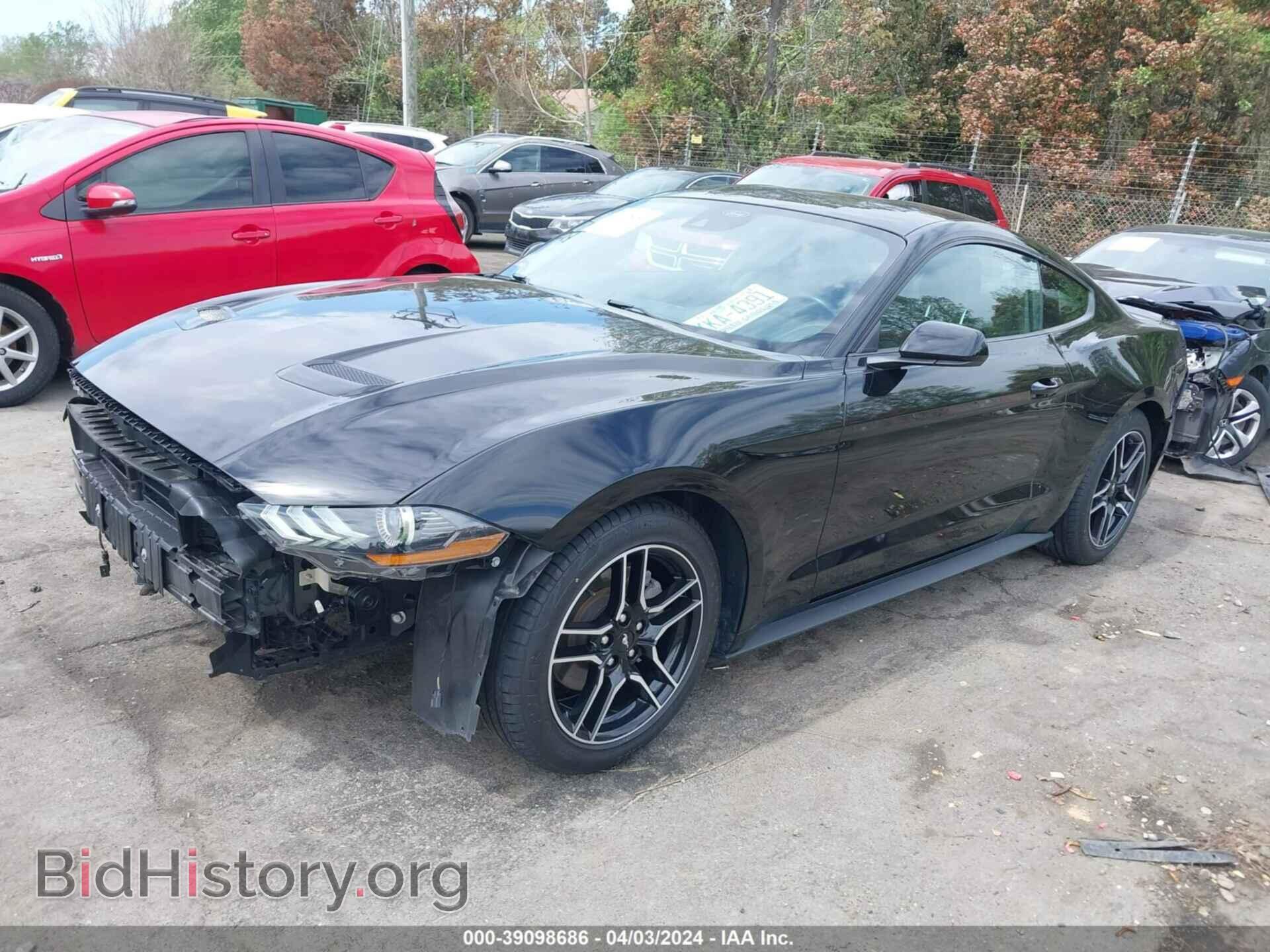 2022 FORD MUSTANG - VIN: 1FA6P8TH0N5105496 - Фото 2