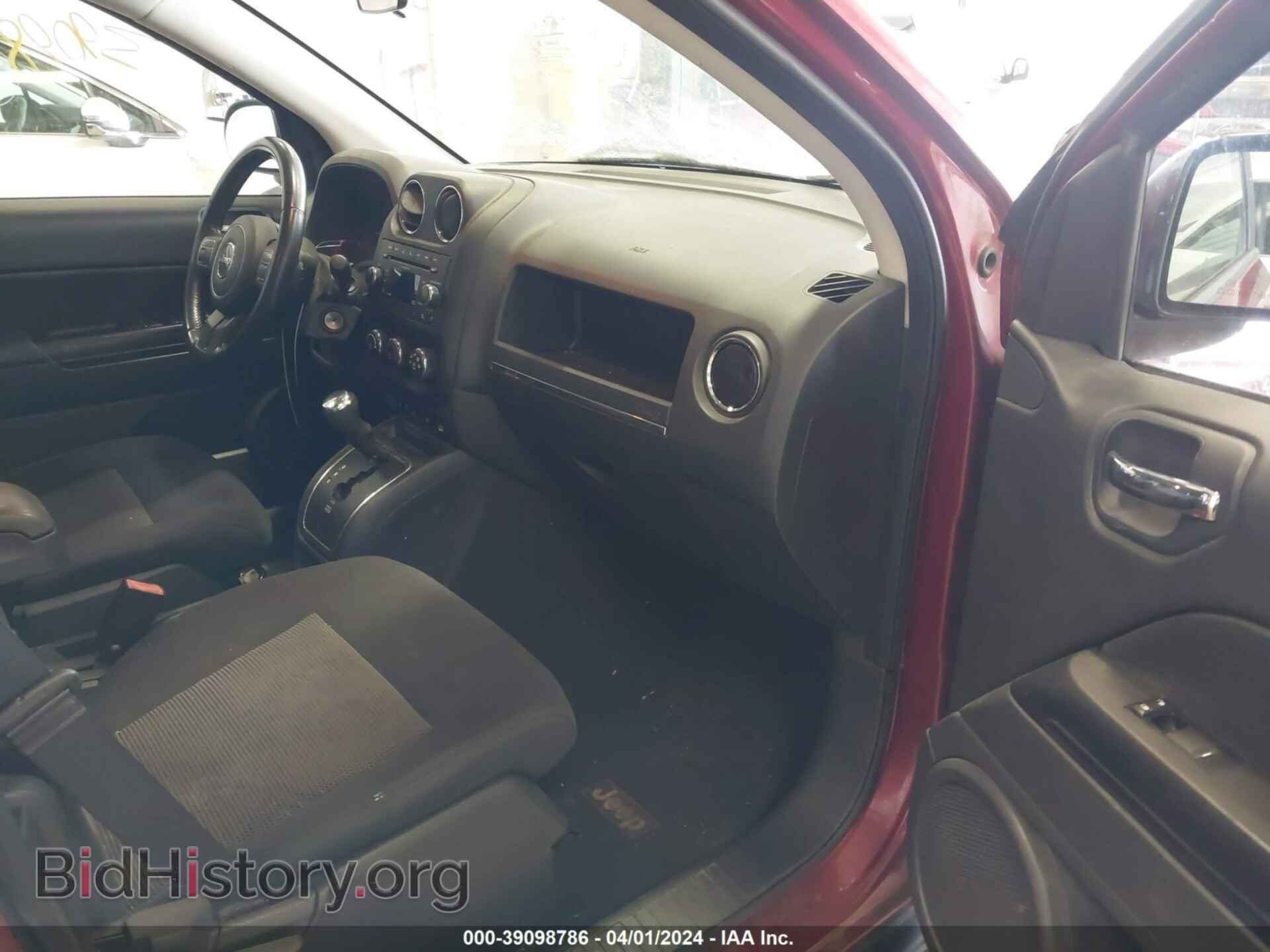 2011 JEEP COMPASS - VIN: 1J4NT1FB2BD170877 - Фото 5