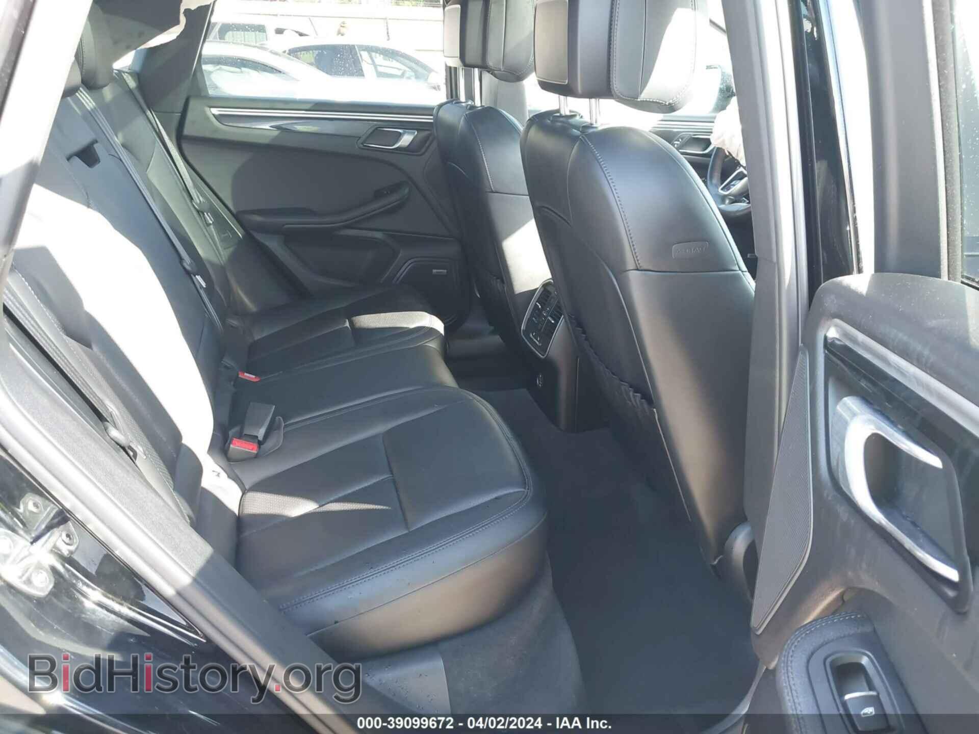 2017 PORSCHE MACAN - VIN: WP1AA2A52HLB82977 - Photo 8