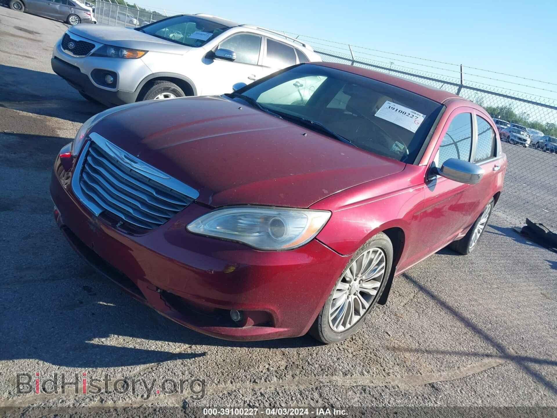 2011 CHRYSLER 200 - VIN: 1C3BC2FG6BN601911 - Фото 2