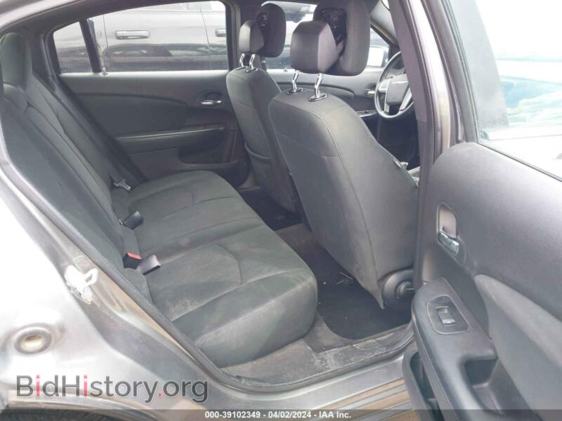 2011 Chrysler 200 (VIN 1C3BC1FB4BN604353) — фото 8 из 16