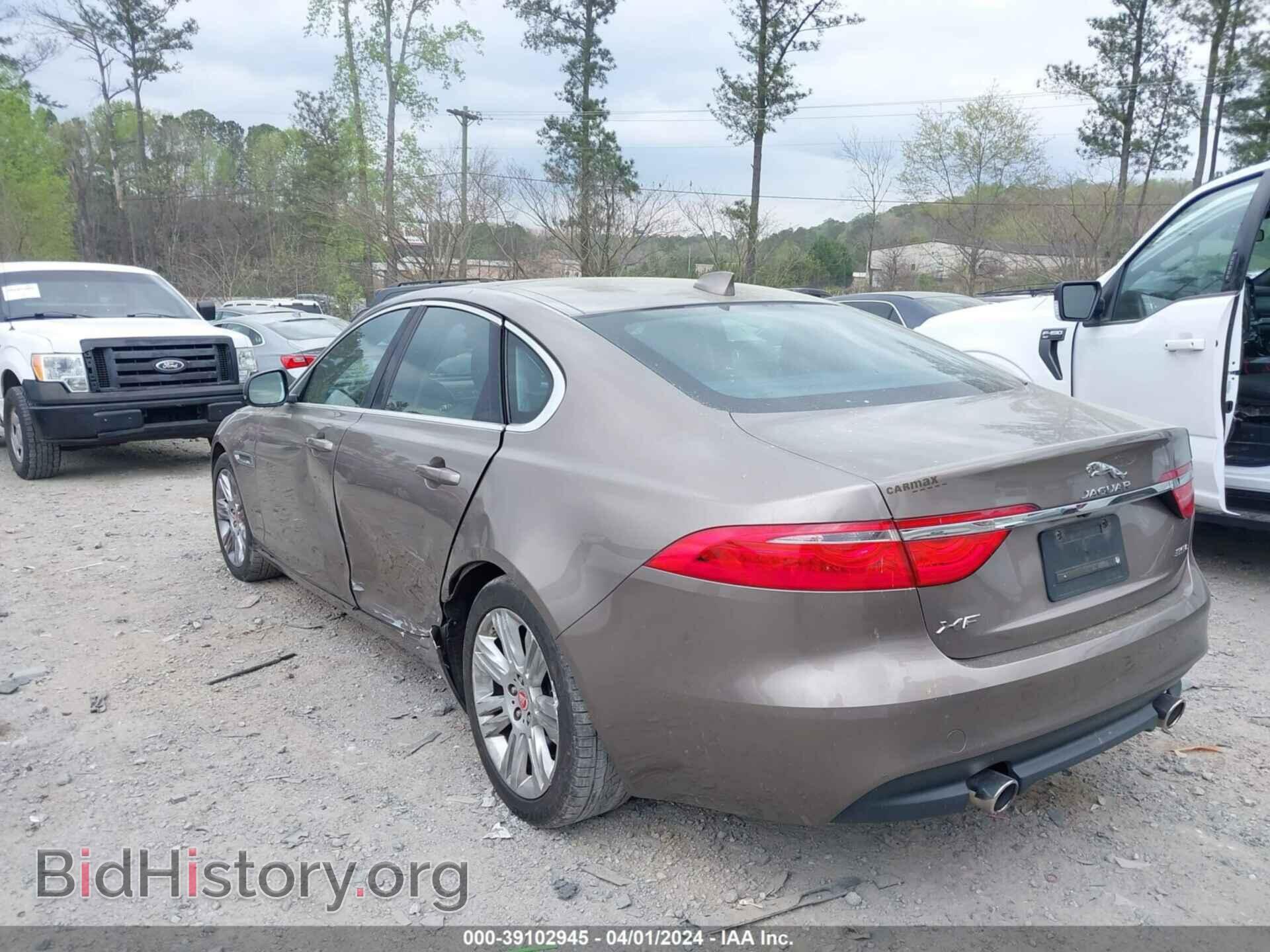 2017 JAGUAR XF - VIN: SAJBD4BV4HCY35155 - Фото 3