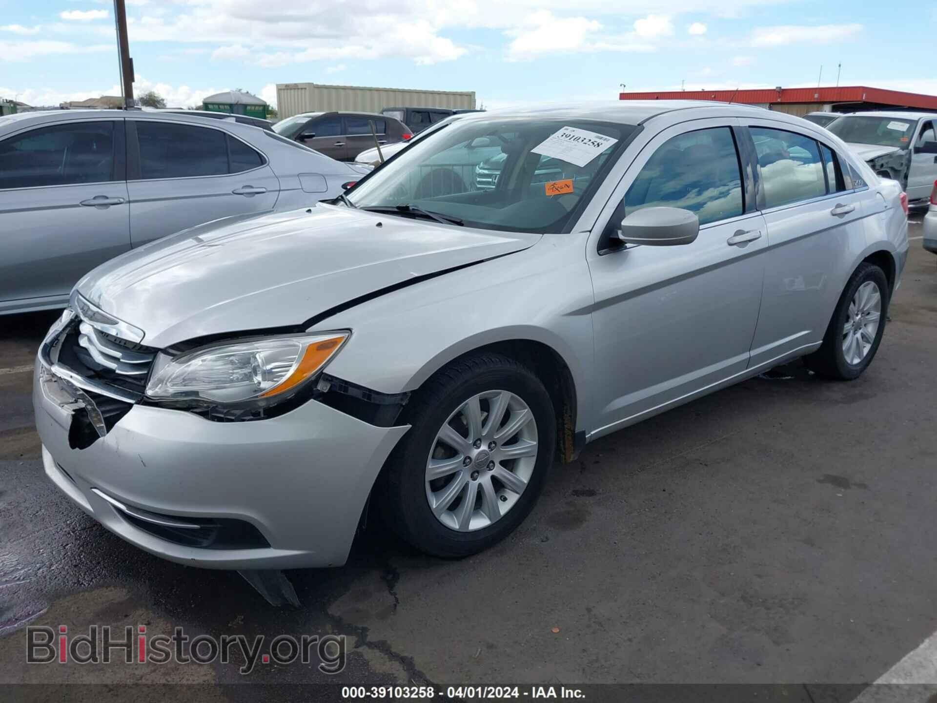 2012 CHRYSLER 200 - VIN: 1C3CCBBB5CN175807 - Photo 2