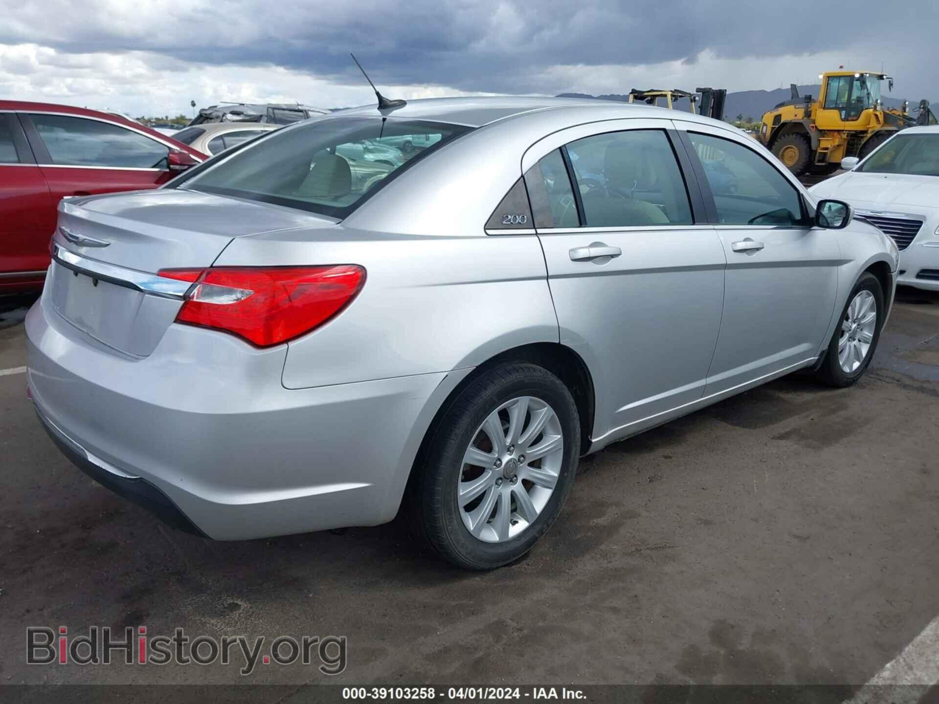 2012 CHRYSLER 200 - VIN: 1C3CCBBB5CN175807 - Photo 4