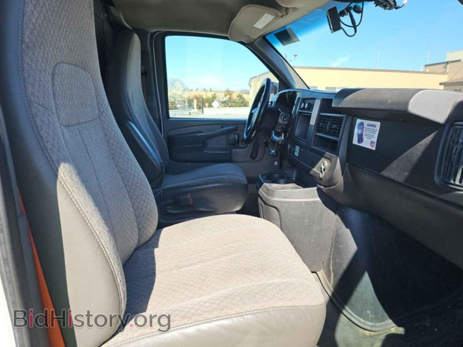 2012 GMC SAVANA - VIN: 1GTS8AF46C1192296 - Фото 4