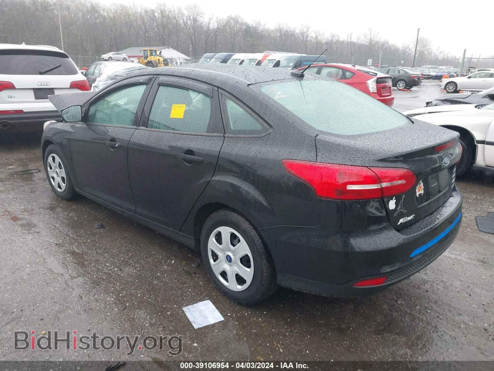 2018 FORD FOCUS - VIN: 1FADP3E2XJL319775 - Фото 3