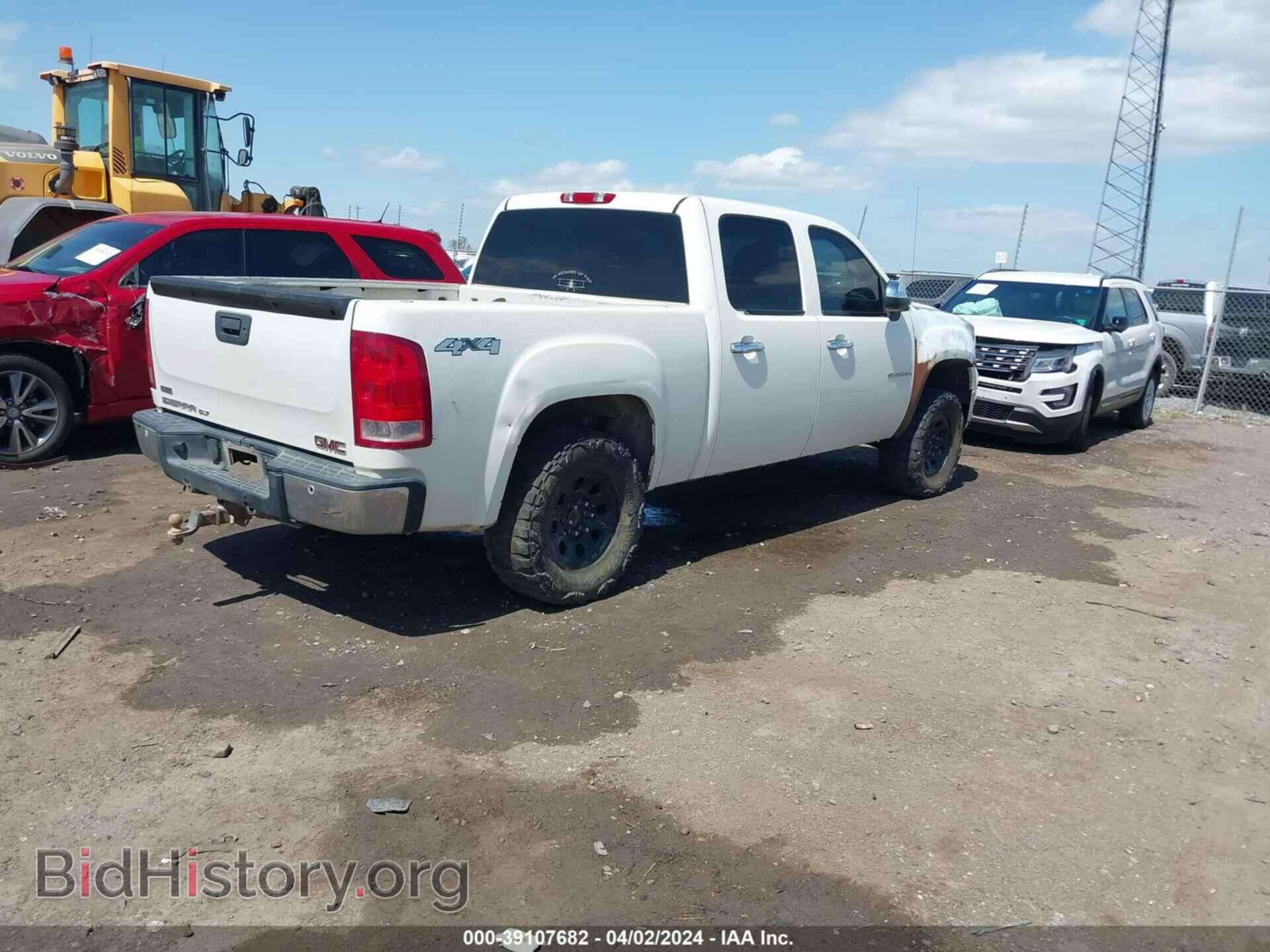 2011 GMC SIERRA 1500 - VIN: 3GTP2WE32BG237327 - Фото 4