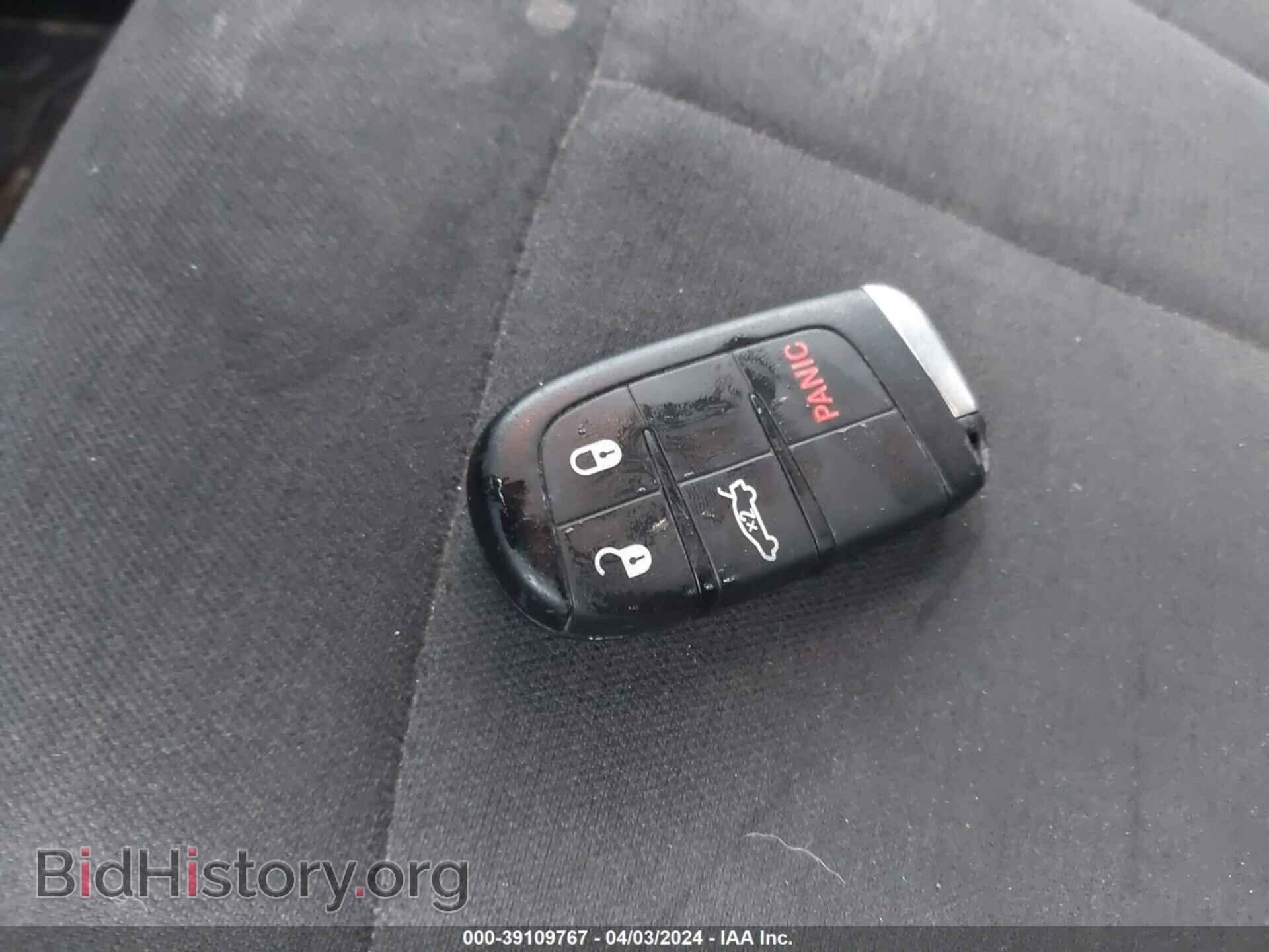 2015 CHRYSLER 200 - VIN: 1C3CCCAB5FN631736 - Фото 11