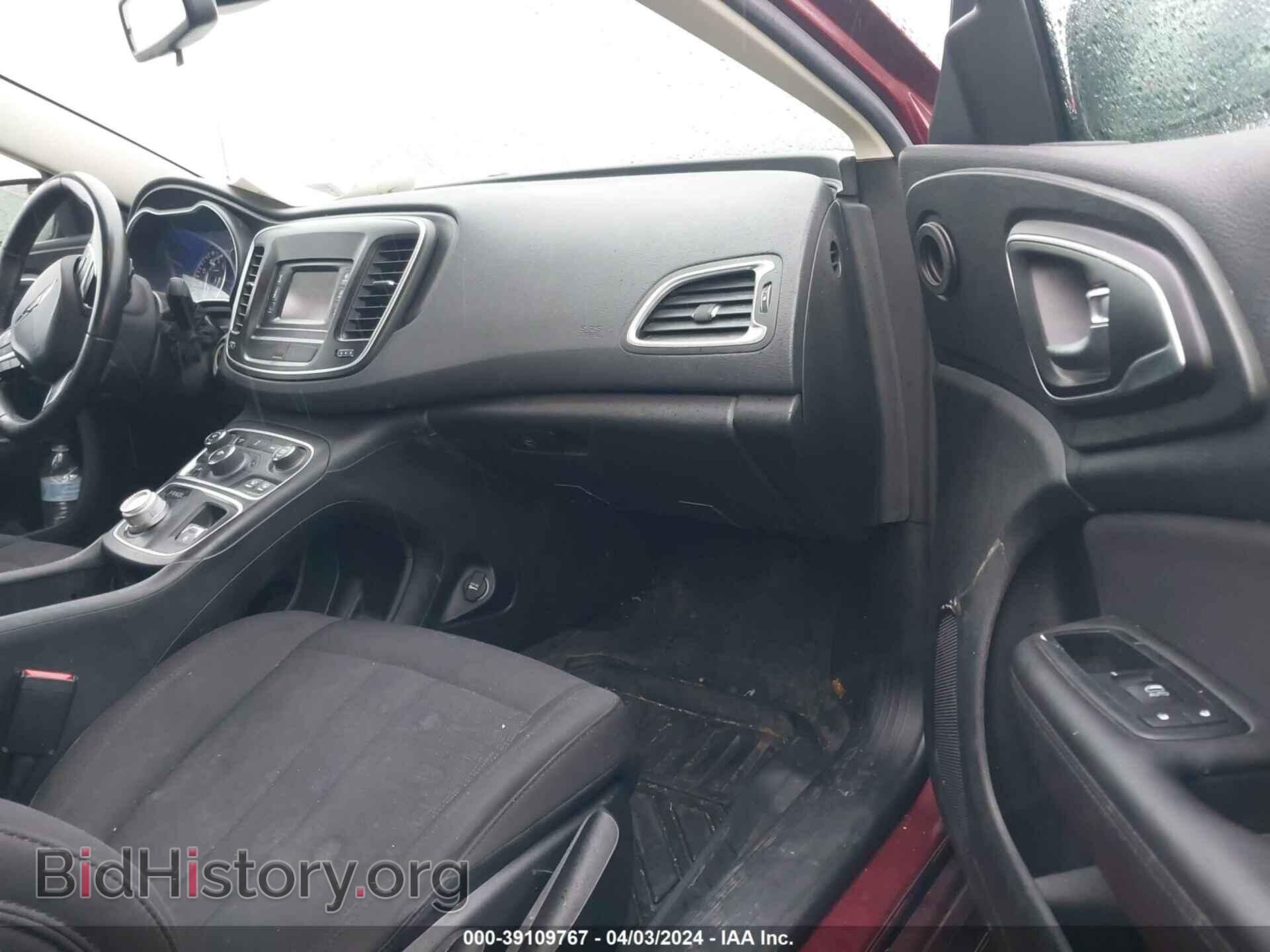 2015 CHRYSLER 200 - VIN: 1C3CCCAB5FN631736 - Фото 5