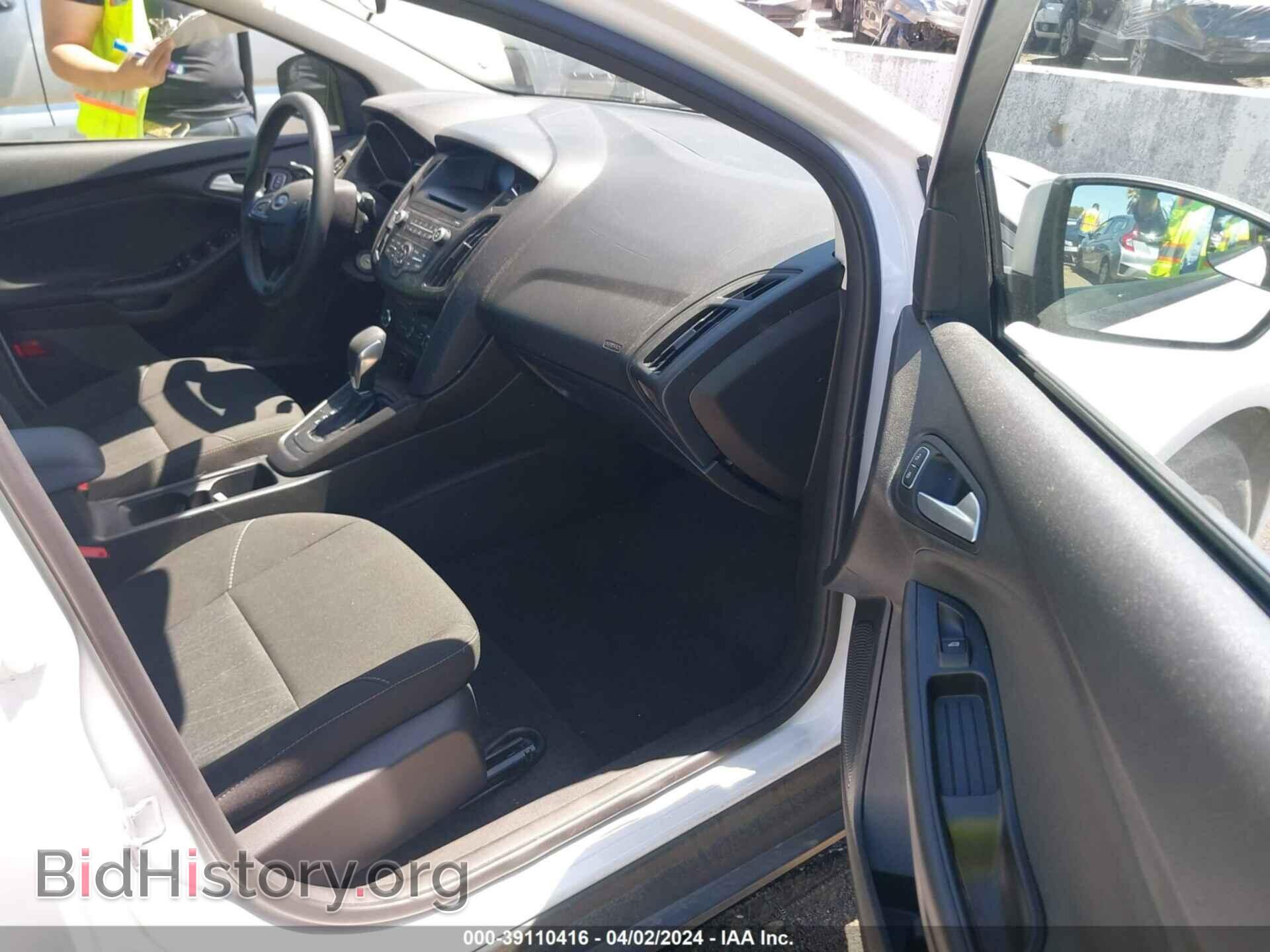 2017 FORD FOCUS - VIN: 1FADP3F23HL315804 - Фото 5