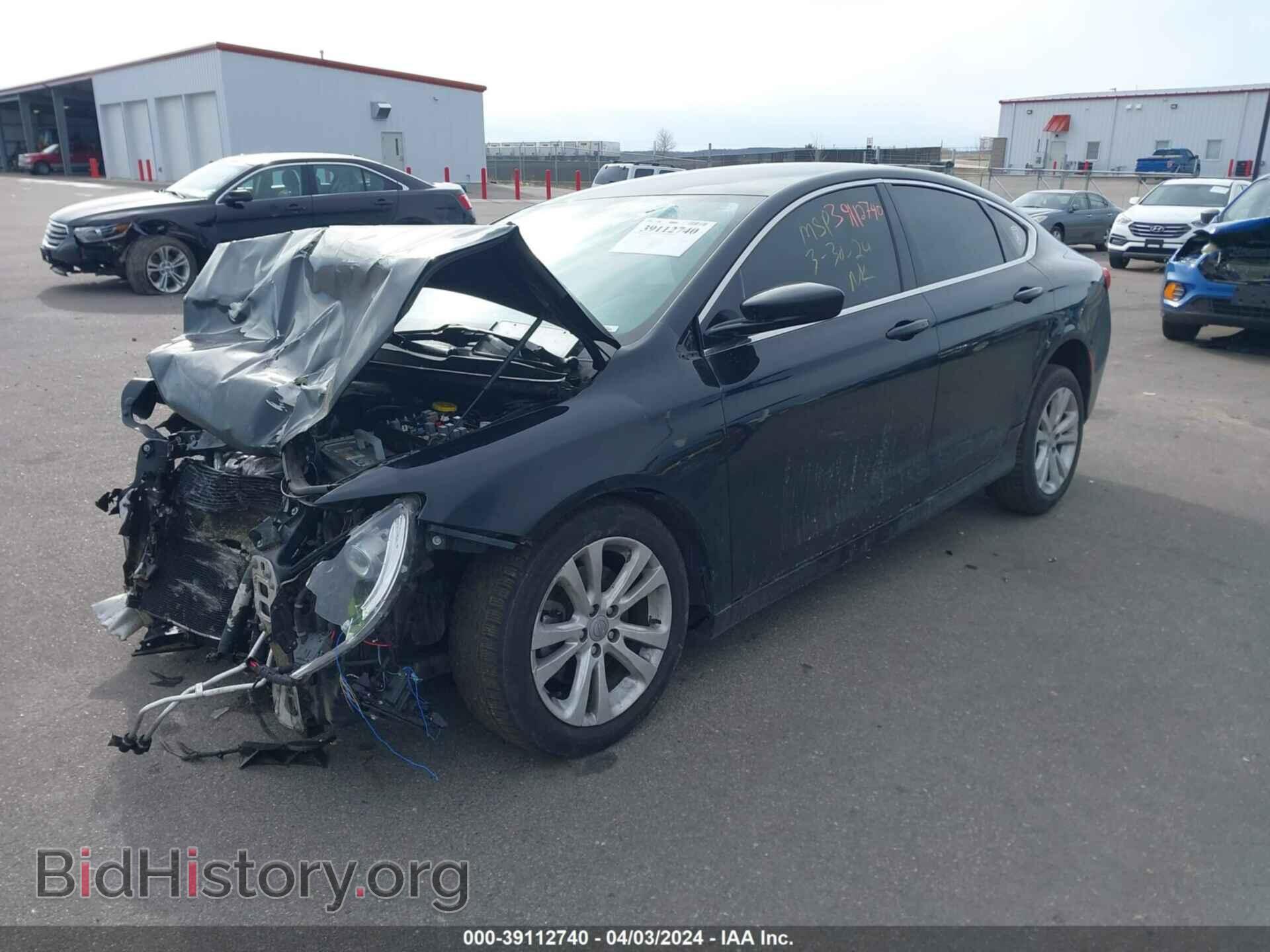 2016 CHRYSLER 200 - VIN: 1C3CCCAB3GN174362 - Фото 2
