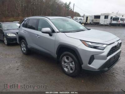 2024 Toyota RAV4 XLE, gray — VIN 2T3P1RFV2RC402745, IAAI