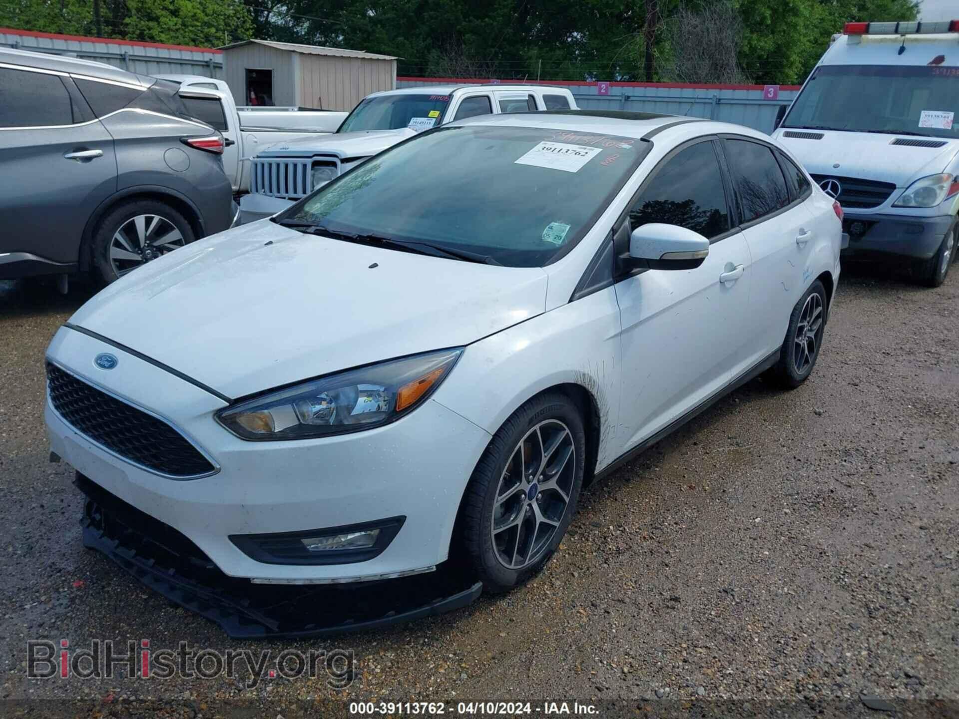 2017 FORD FOCUS - VIN: 1FADP3H20HL220081 - Фото 2