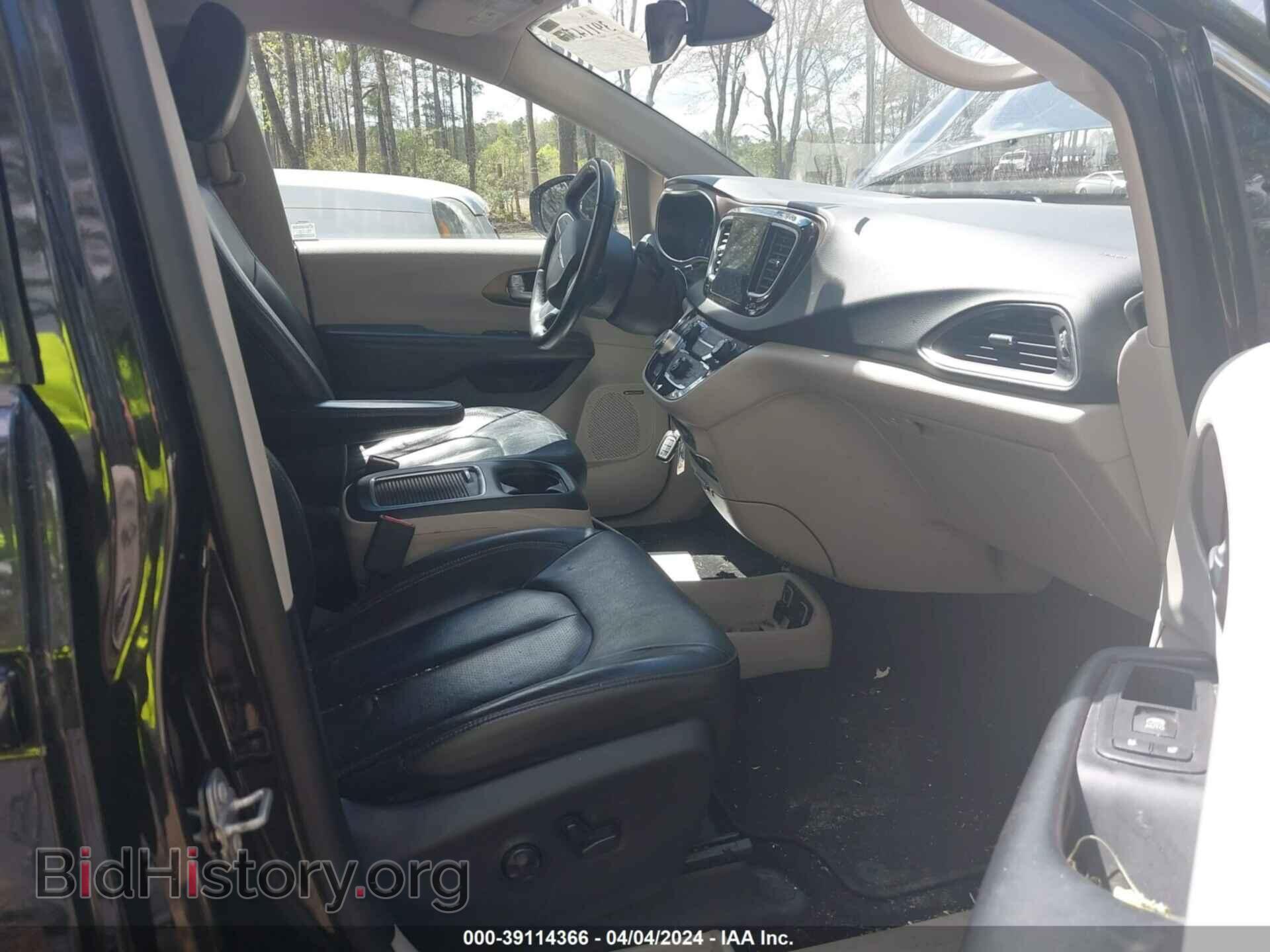 2017 CHRYSLER PACIFICA - VIN: 2C4RC1EG5HR627210 - Photo 5