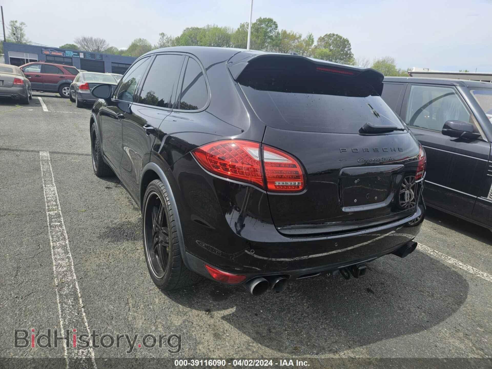 2011 PORSCHE CAYENNE - VIN: WP1AC2A20BLA82433 - Фото 3