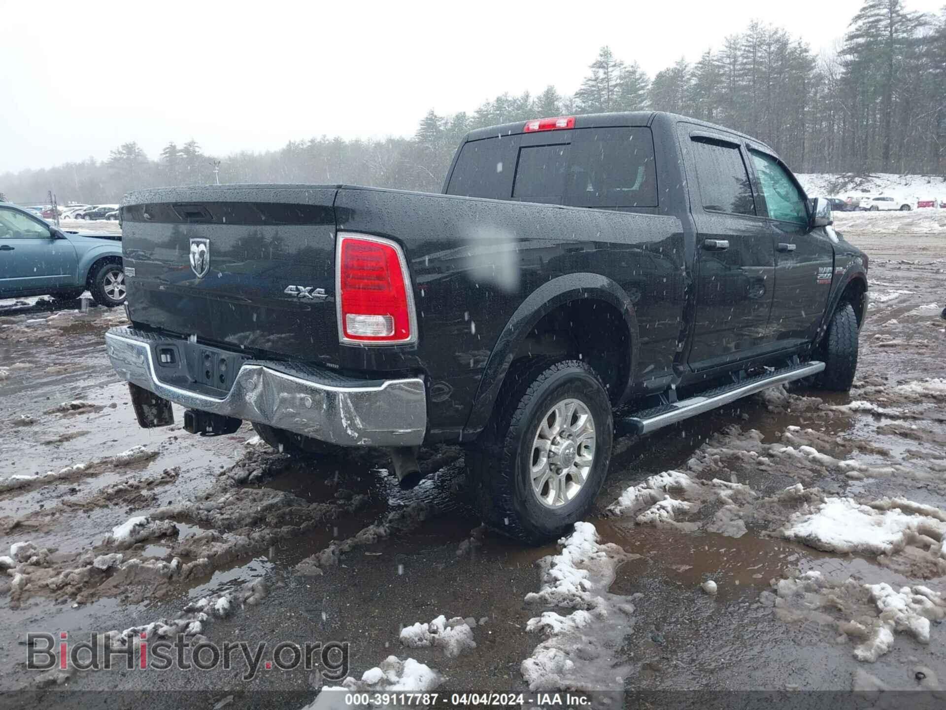 2017 RAM 2500 - VIN: 3C6UR5FJ2HG726798 - Фото 4