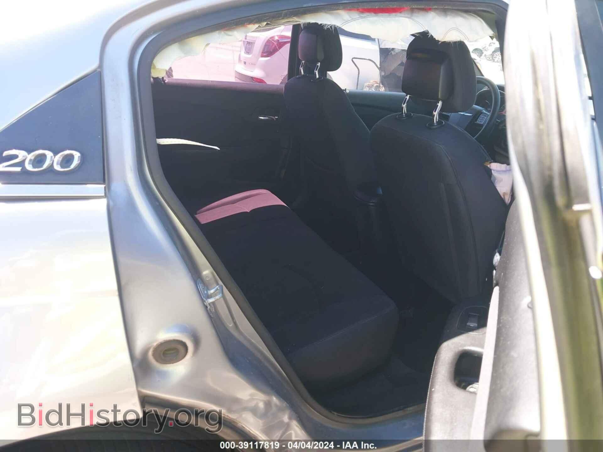2013 CHRYSLER 200 - VIN: 1C3CCBAB2DN561300 - Фото 8
