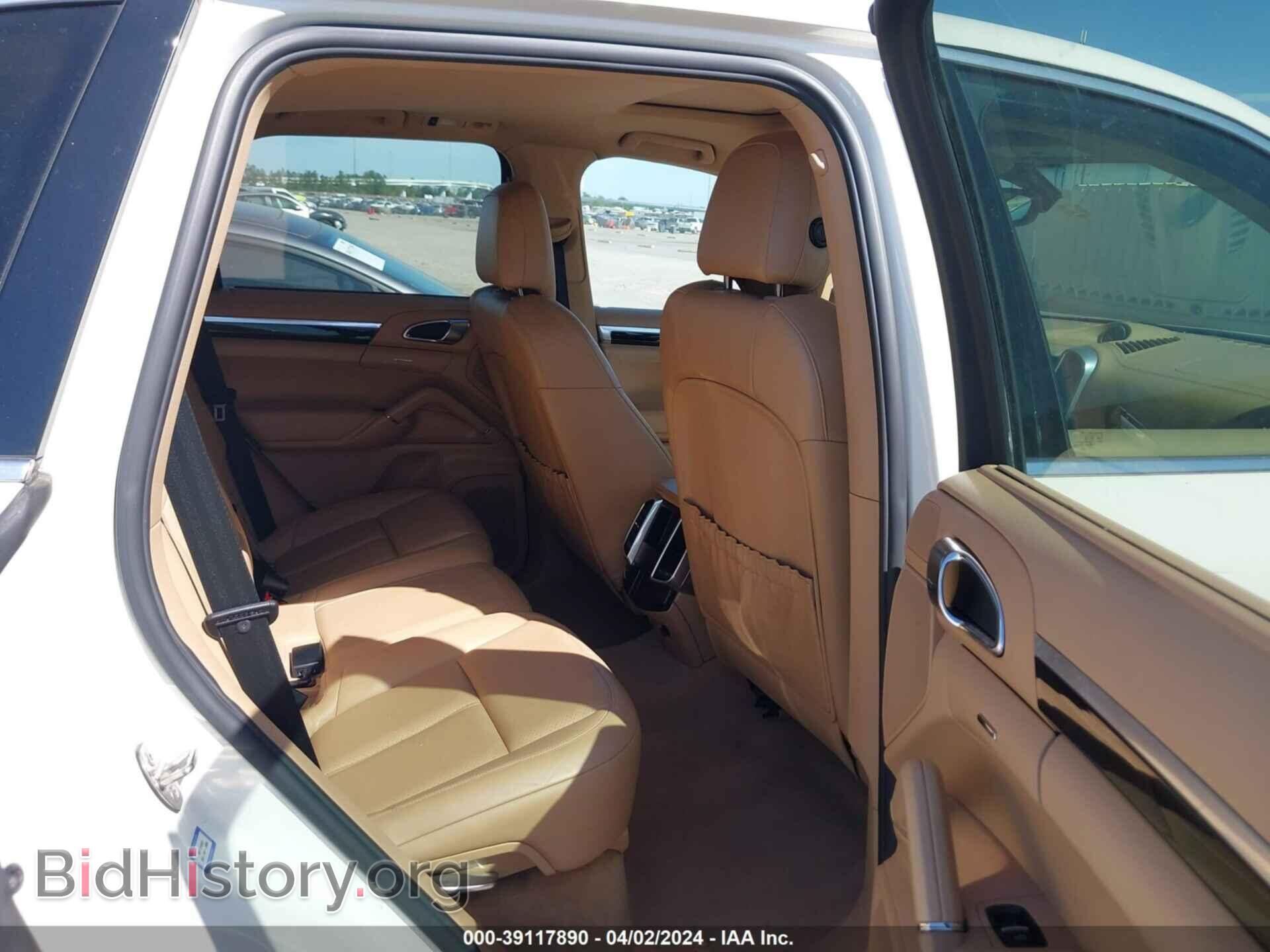 2011 PORSCHE CAYENNE - VIN: WP1AB2A26BLA42022 - Фото 8