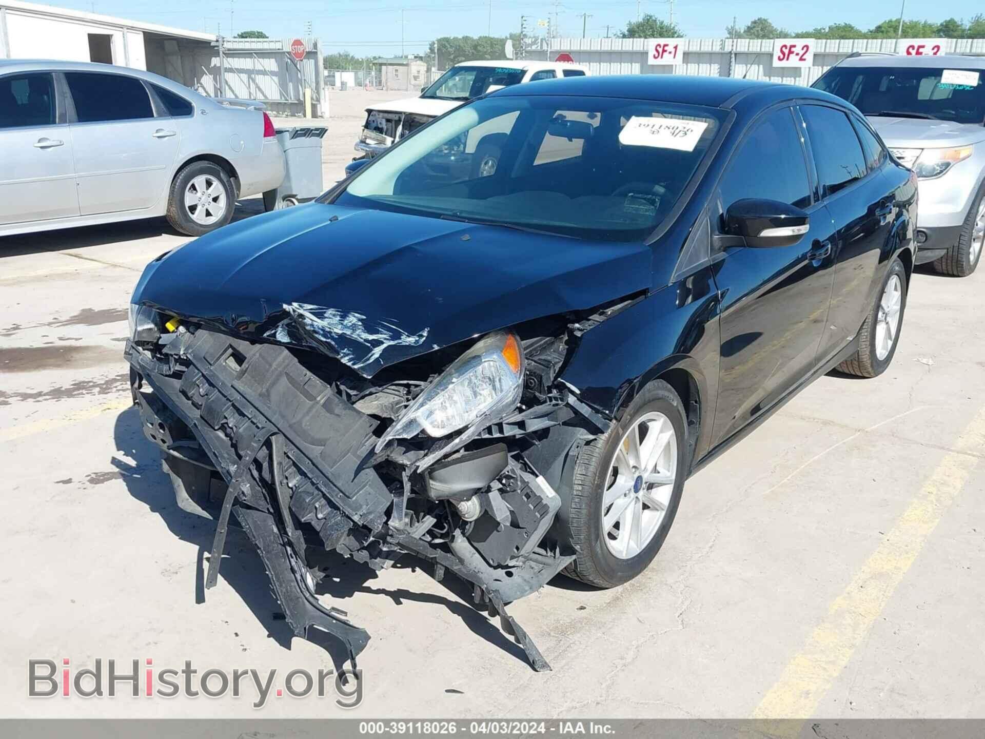 2017 FORD FOCUS - VIN: 1FADP3F2XHL332633 - Фото 2