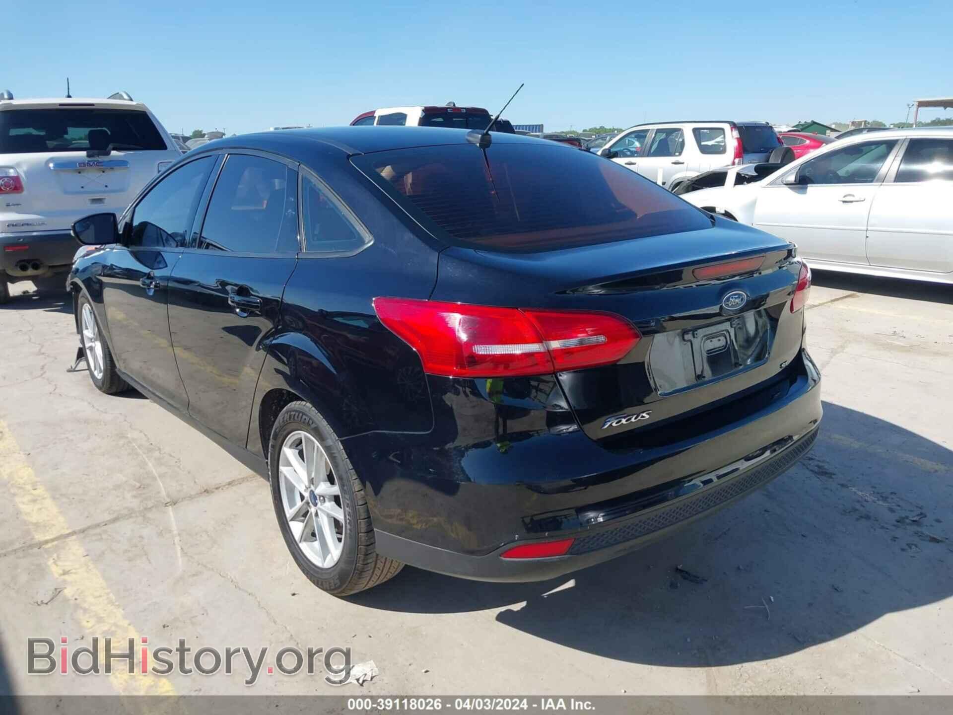 2017 FORD FOCUS - VIN: 1FADP3F2XHL332633 - Фото 3