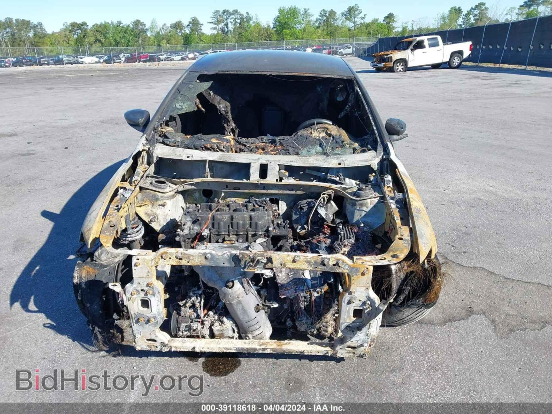 2015 CHRYSLER 200 - VIN: 1C3CCCAB0FN677930 - Фото 6
