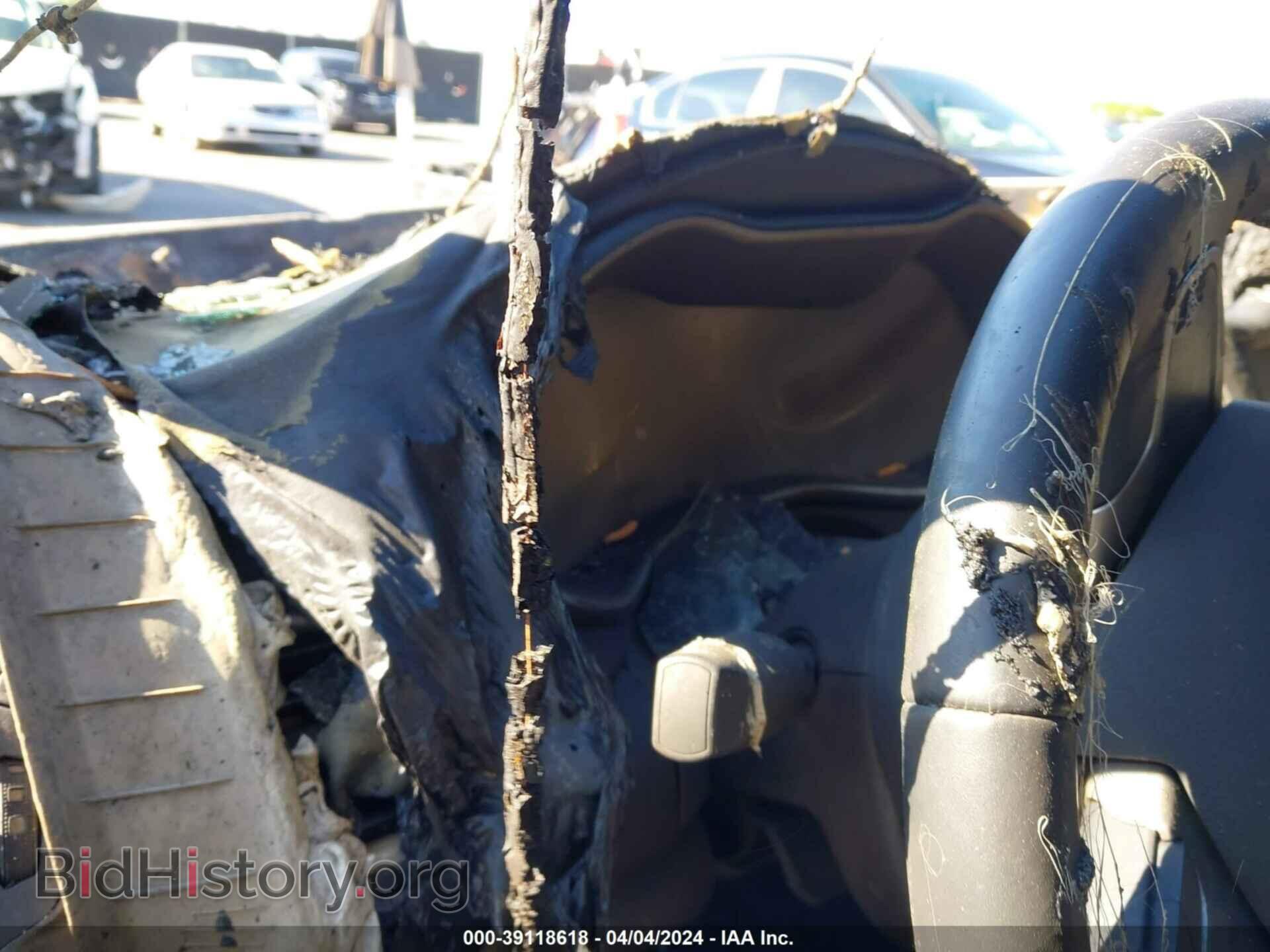 2015 CHRYSLER 200 - VIN: 1C3CCCAB0FN677930 - Фото 7