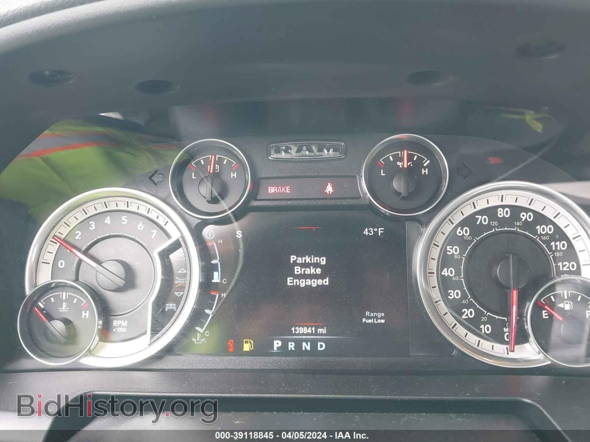 2017 RAM 1500 - VIN: 3C6RR7LTXHG506042 - Фото 16
