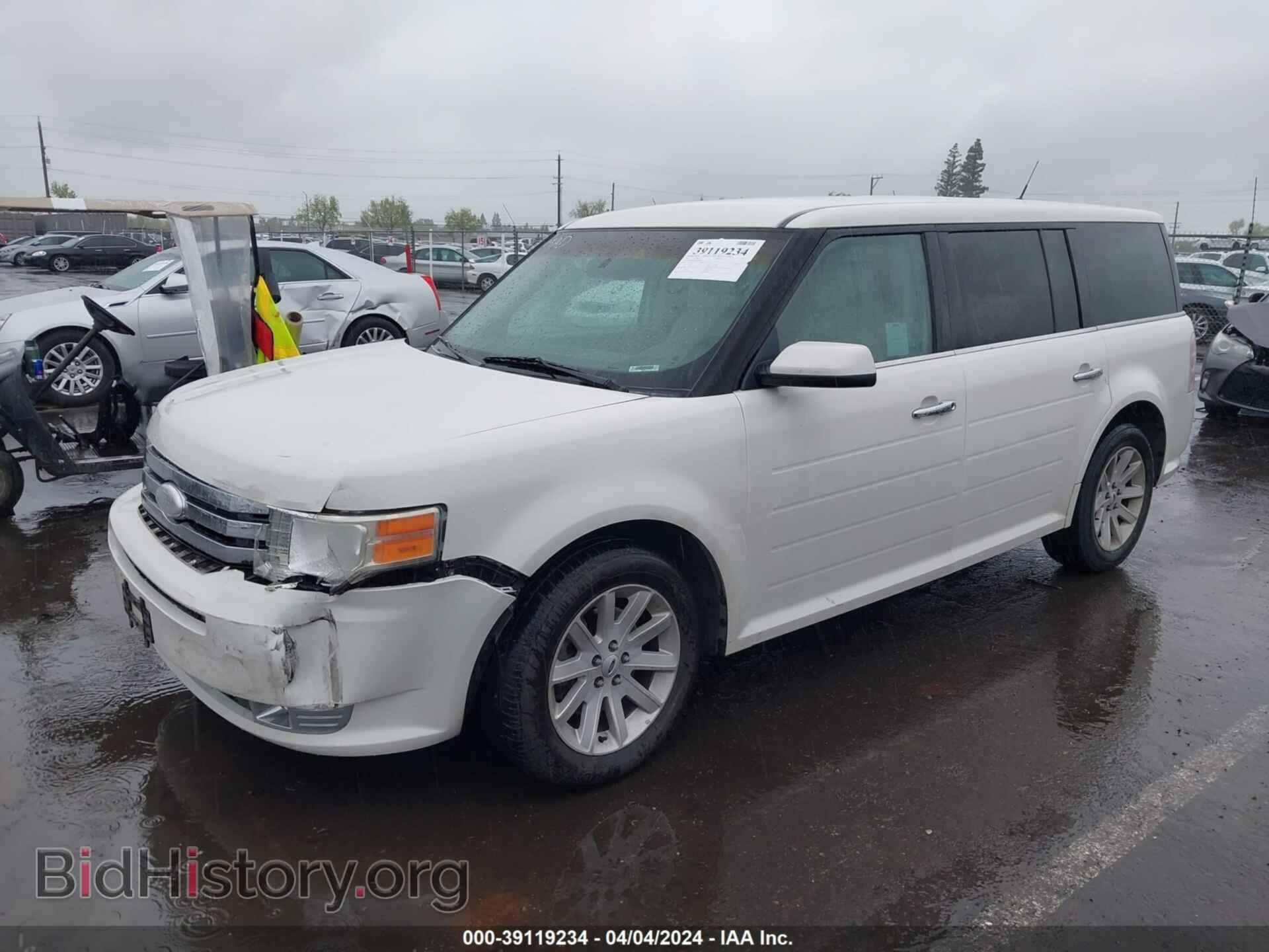 2011 FORD FLEX - VIN: 2FMGK5CC1BBD36569 - Photo 2