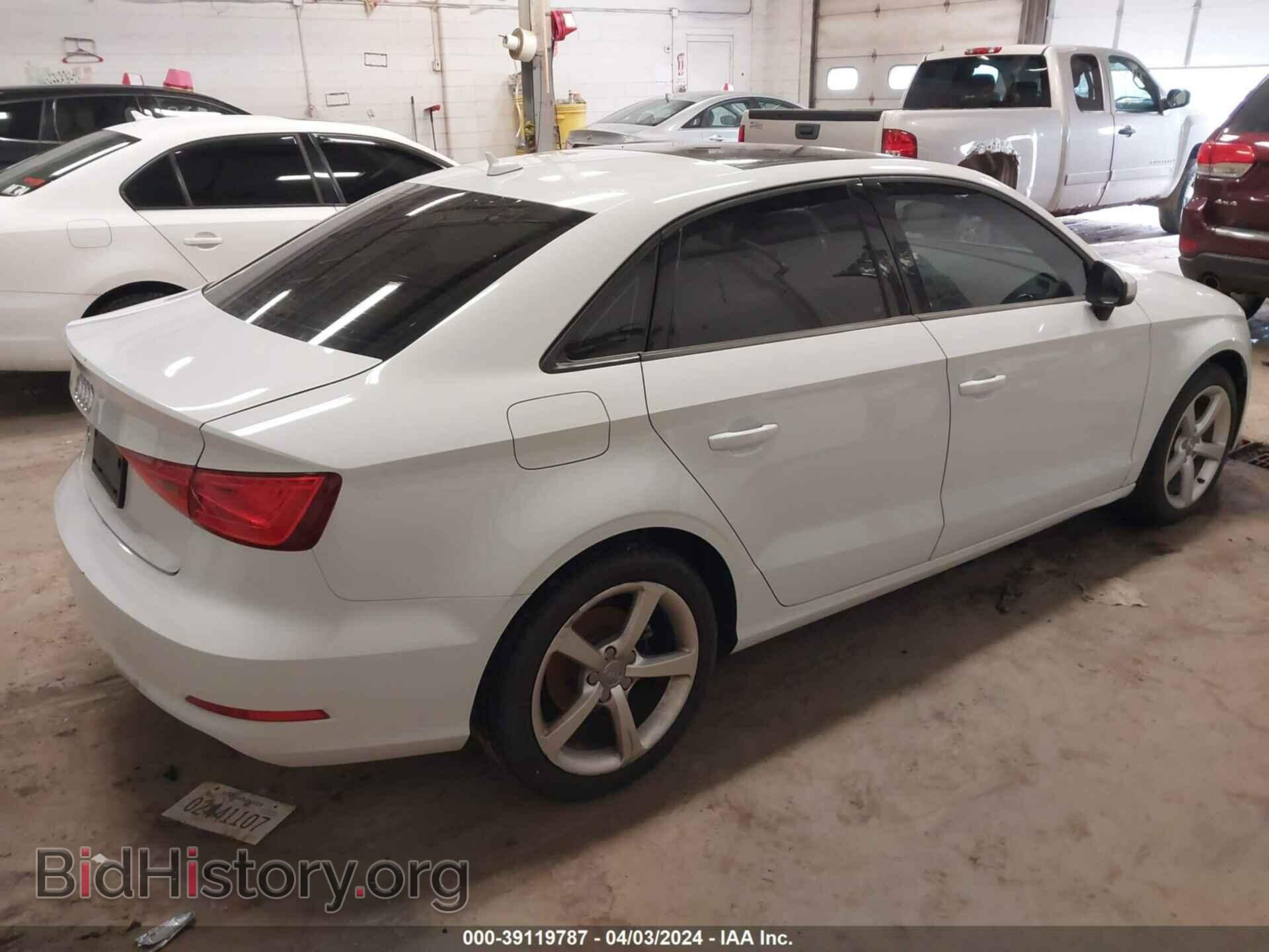 2015 AUDI A3 - VIN: WAUACGFF7F1042102 - Фото 4