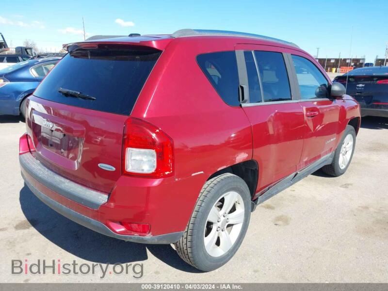 2011 Jeep COMPASS (VIN 1J4NF1FB4BD202090) — photo 4 of 12
