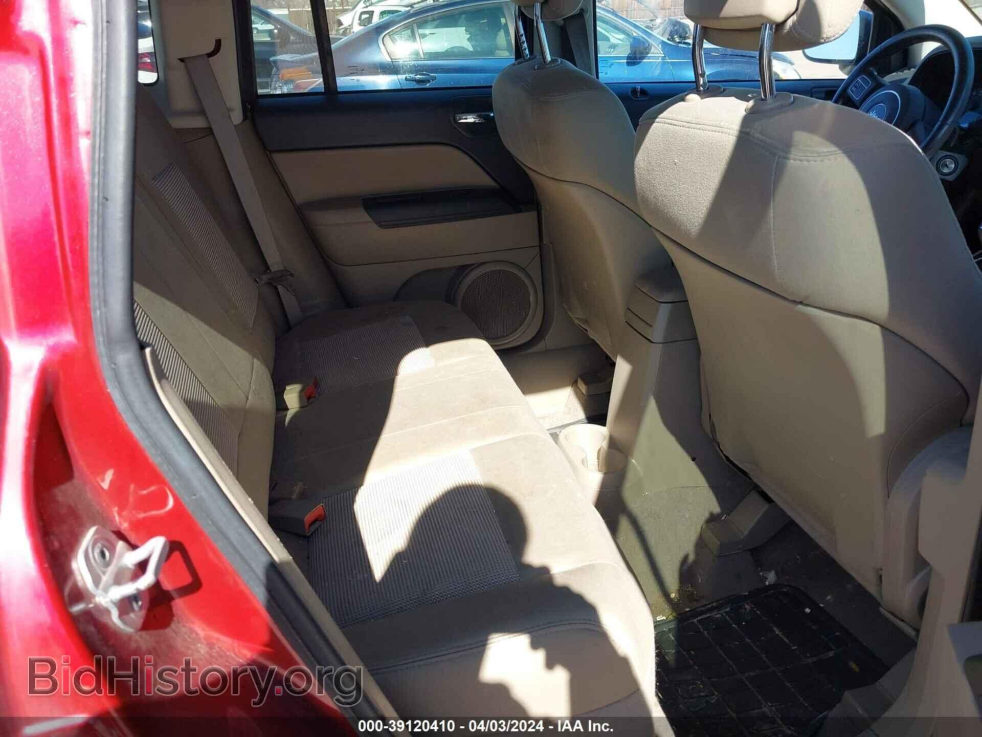 2011 JEEP COMPASS - VIN: 1J4NF1FB4BD202090 - Фото 8
