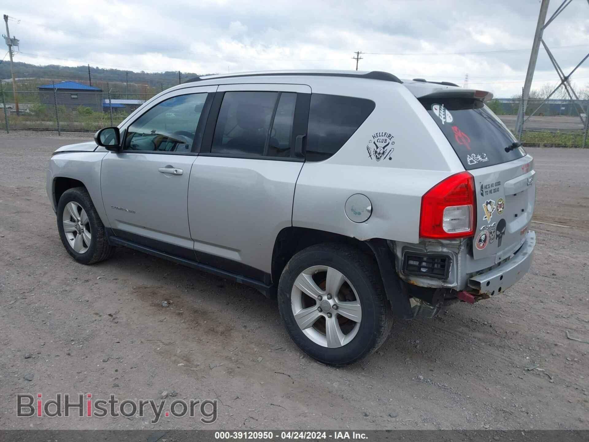 2012 JEEP COMPASS - VIN: 1C4NJDEB8CD624341 - Photo 3