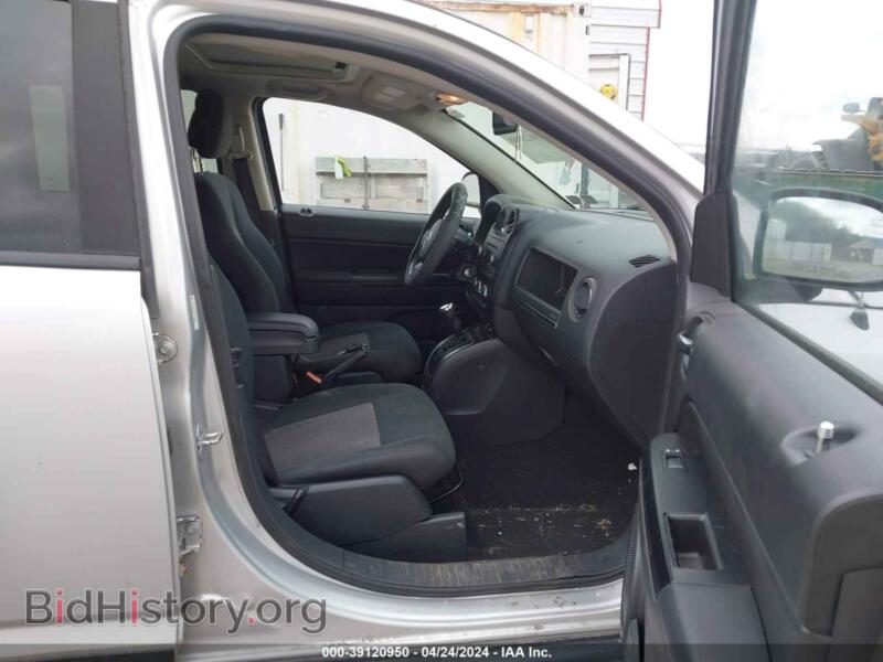 2012 Jeep COMPASS (VIN 1C4NJDEB8CD624341) — фото 5 из 11
