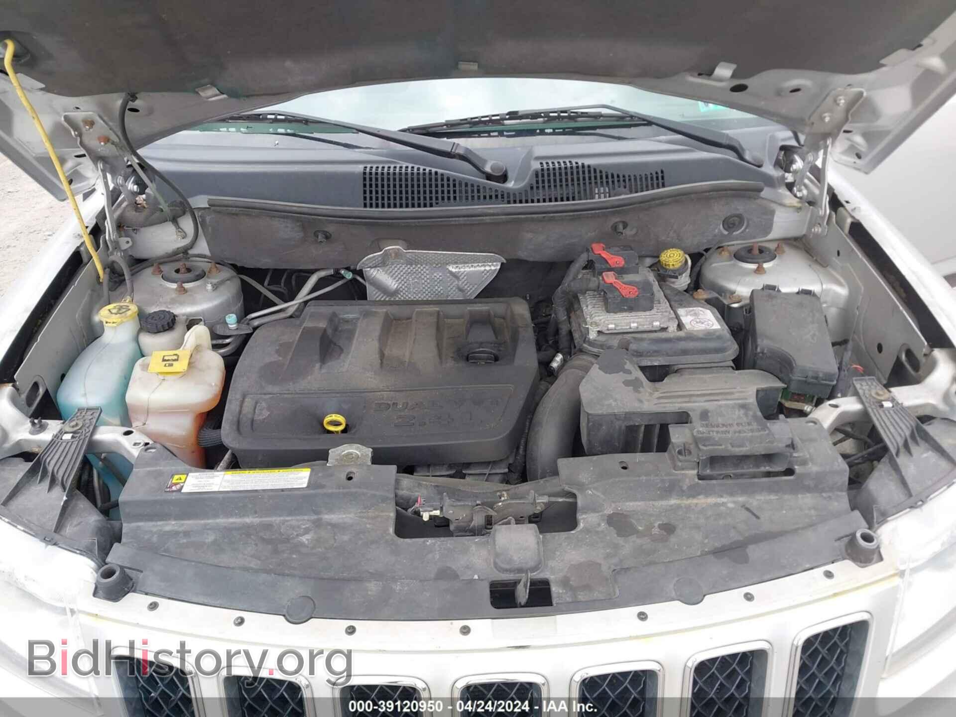 2012 JEEP COMPASS - VIN: 1C4NJDEB8CD624341 - Photo 10
