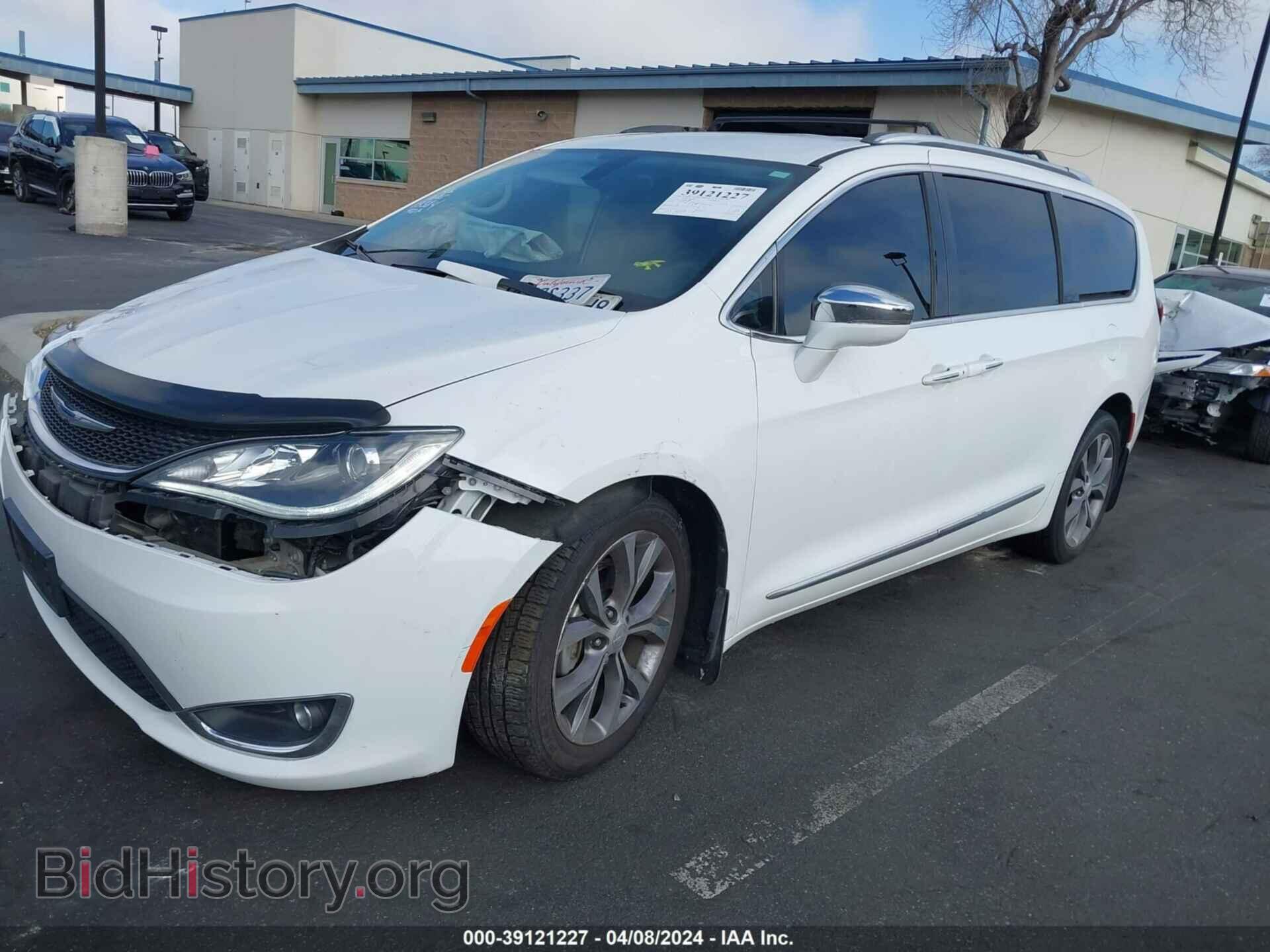 2018 CHRYSLER PACIFICA - VIN: 2C4RC1GG0JR229227 - Photo 2