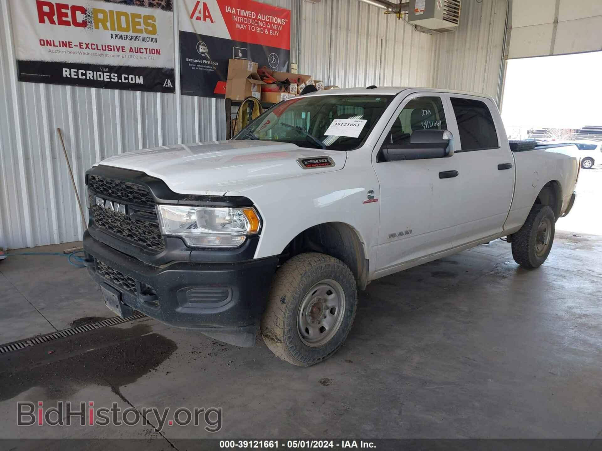 2019 RAM 2500 - VIN: 3C6UR5CL9KG631975 - Фото 2