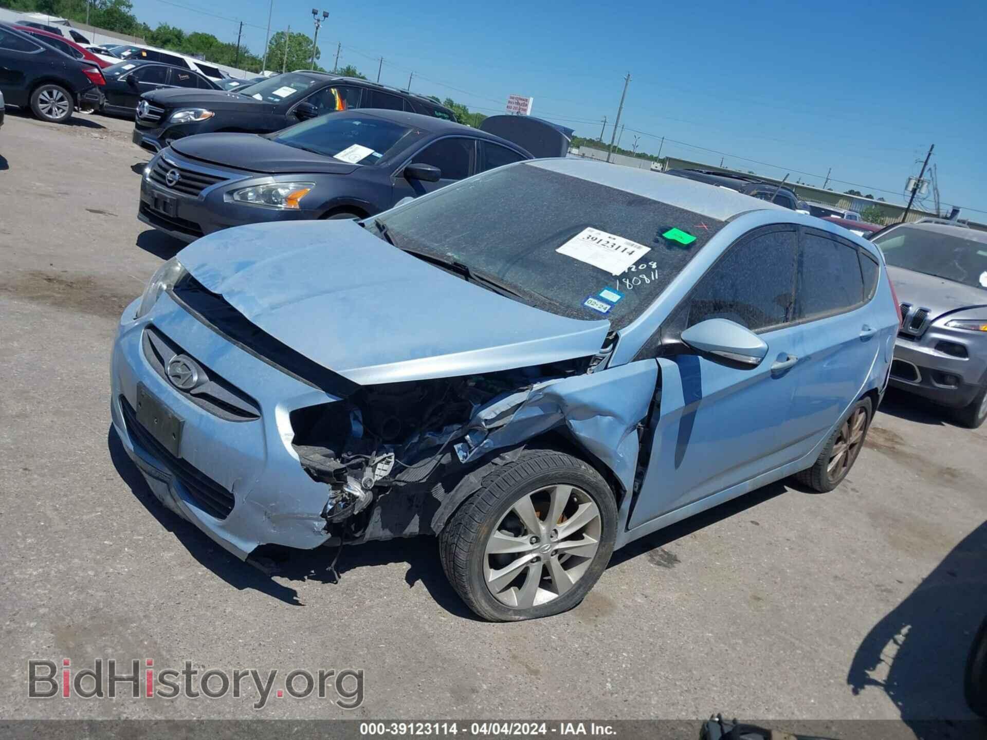 2013 HYUNDAI ACCENT - VIN: KMHCU5AE0DU061982 - Фото 2