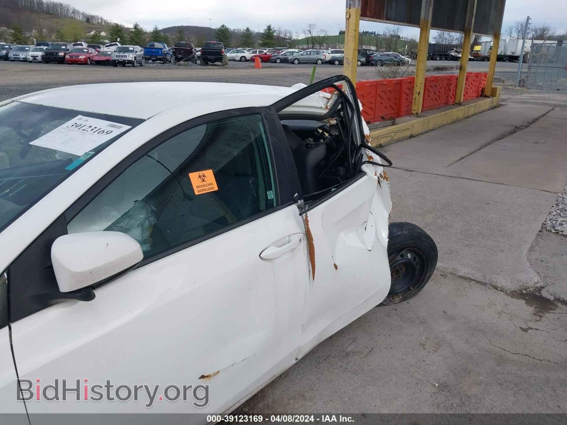 2015 TOYOTA COROLLA - VIN: 2T1BURHE7FC355120 - Фото 12