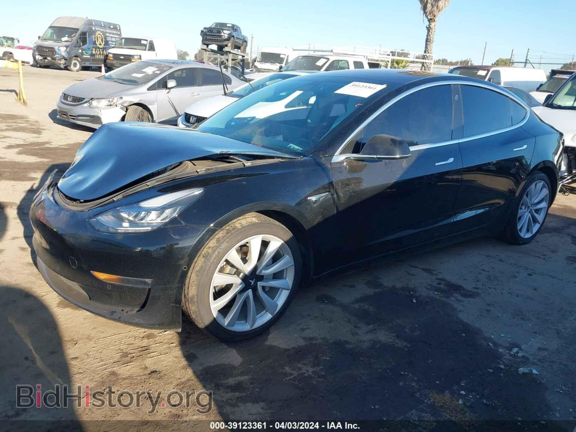 2018 TESLA MODEL 3 - VIN: 5YJ3E1EB6JF147859 - Фото 2