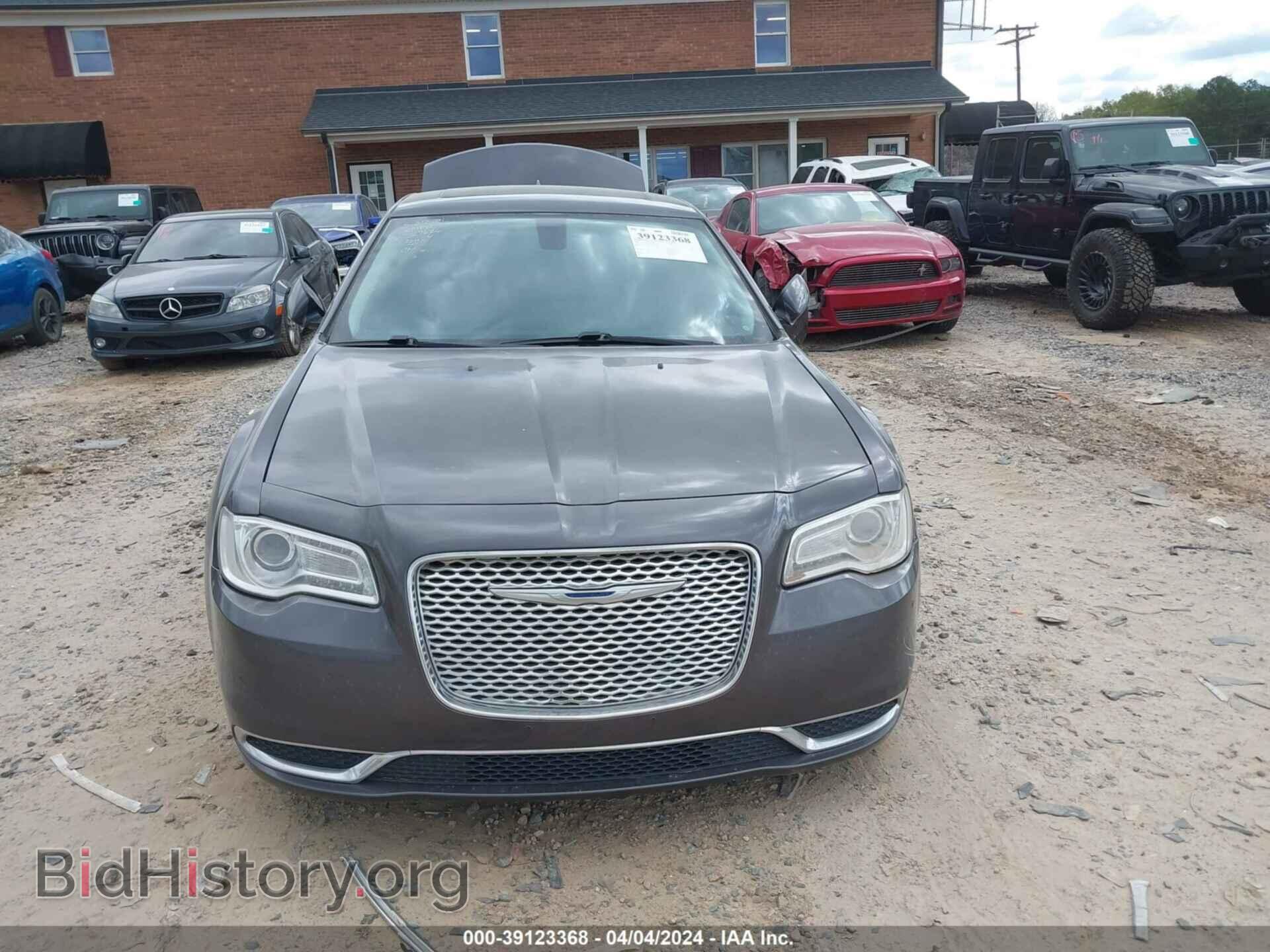 2015 CHRYSLER 300 - VIN: 2C3CCAAG0FH867686 - Фото 13