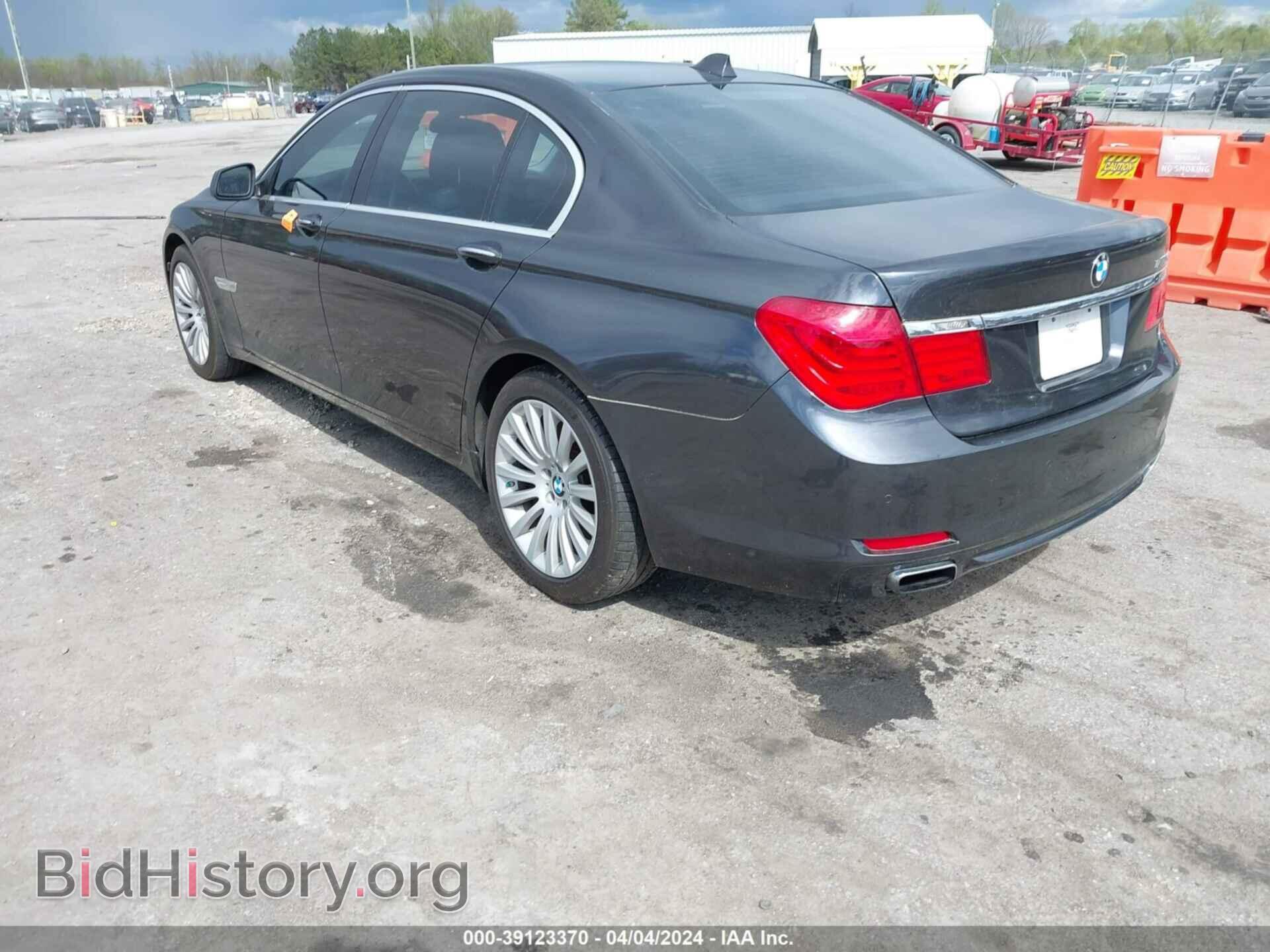 2012 BMW 750LI - VIN: WBAKC8C51CC435759 - Фото 3