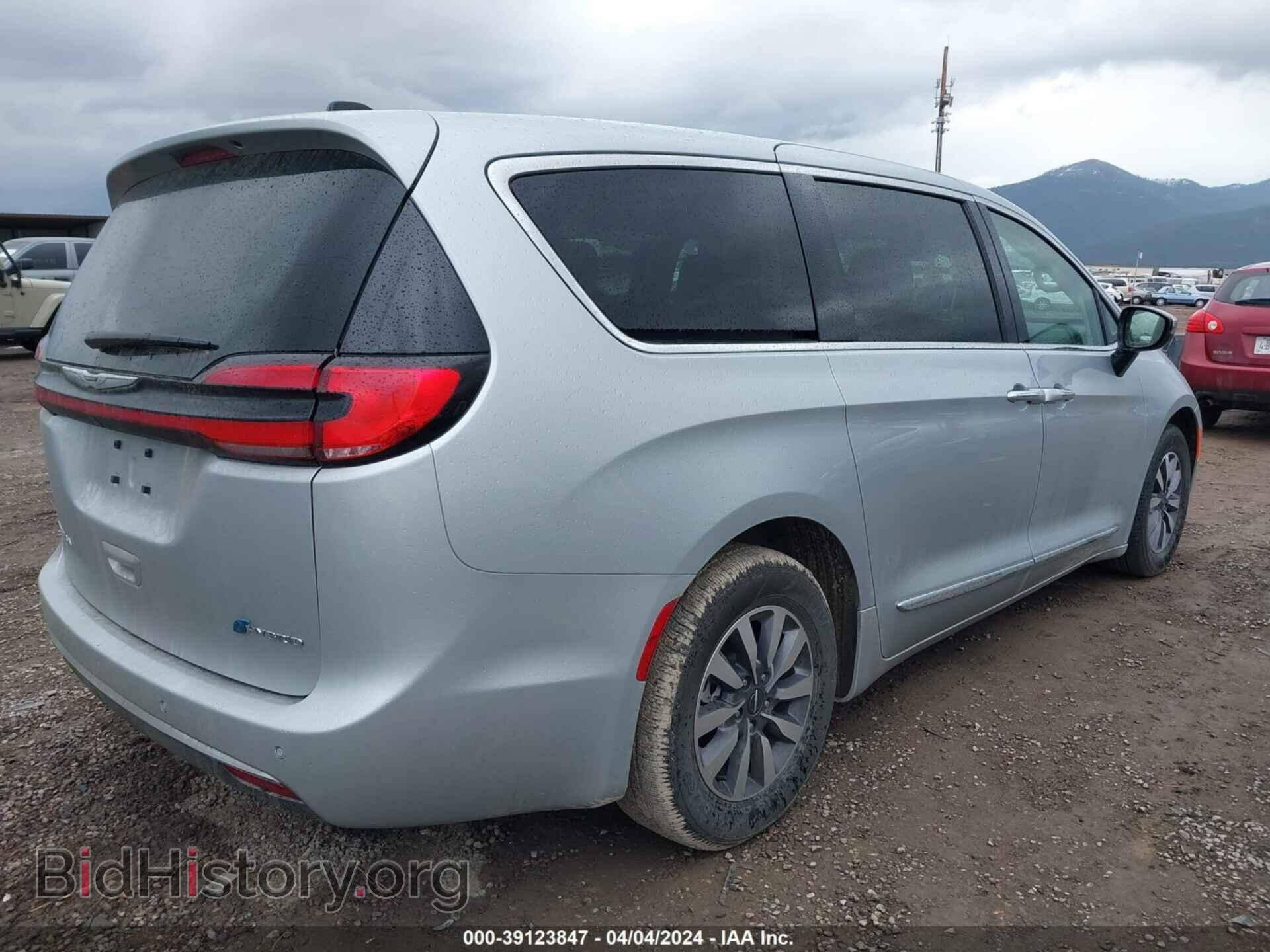 2023 CHRYSLER PACIFICA HYBRID - VIN: 2C4RC1S79PR618125 - Фото 4